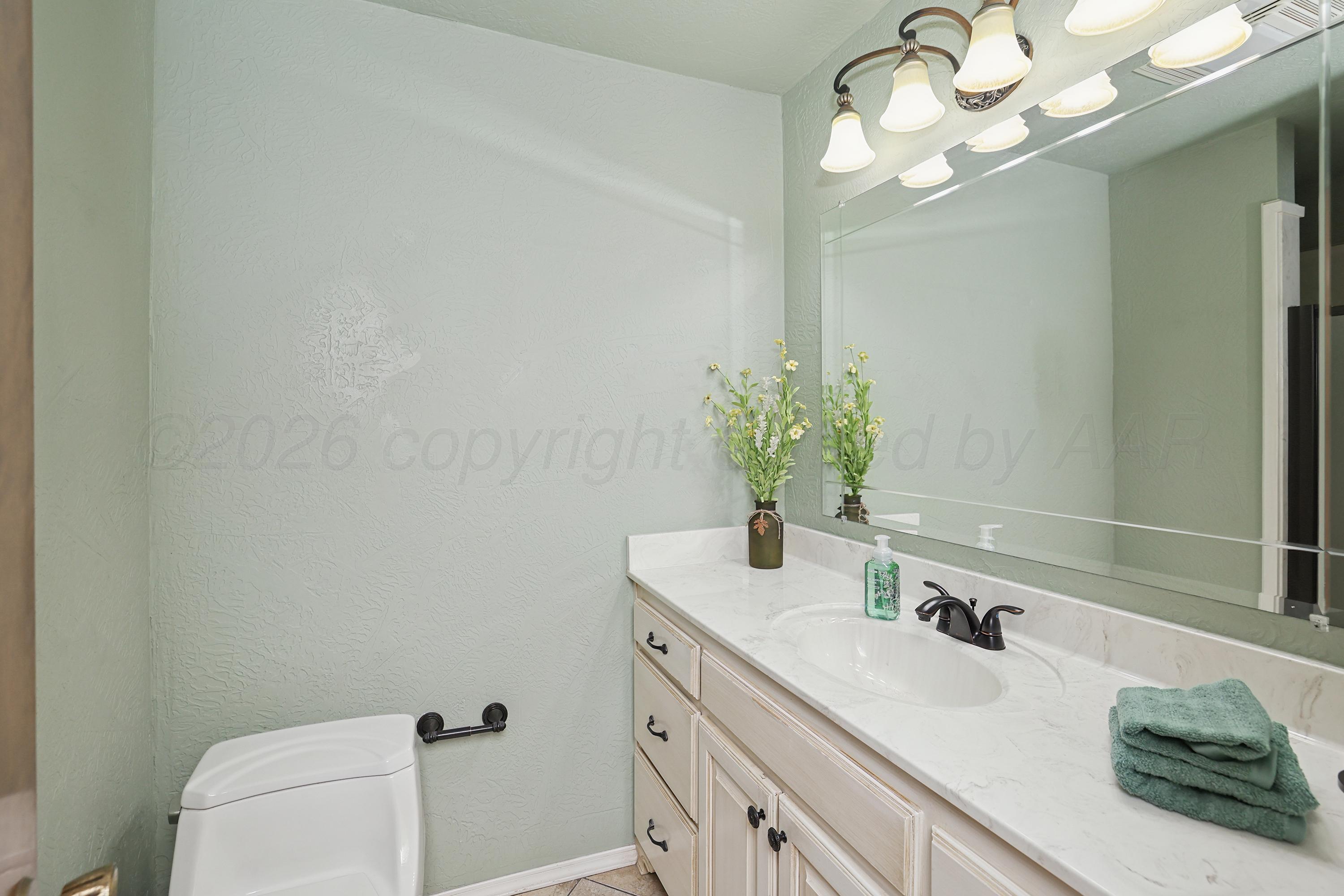 3908 Lenwood Drive Property Photo 25