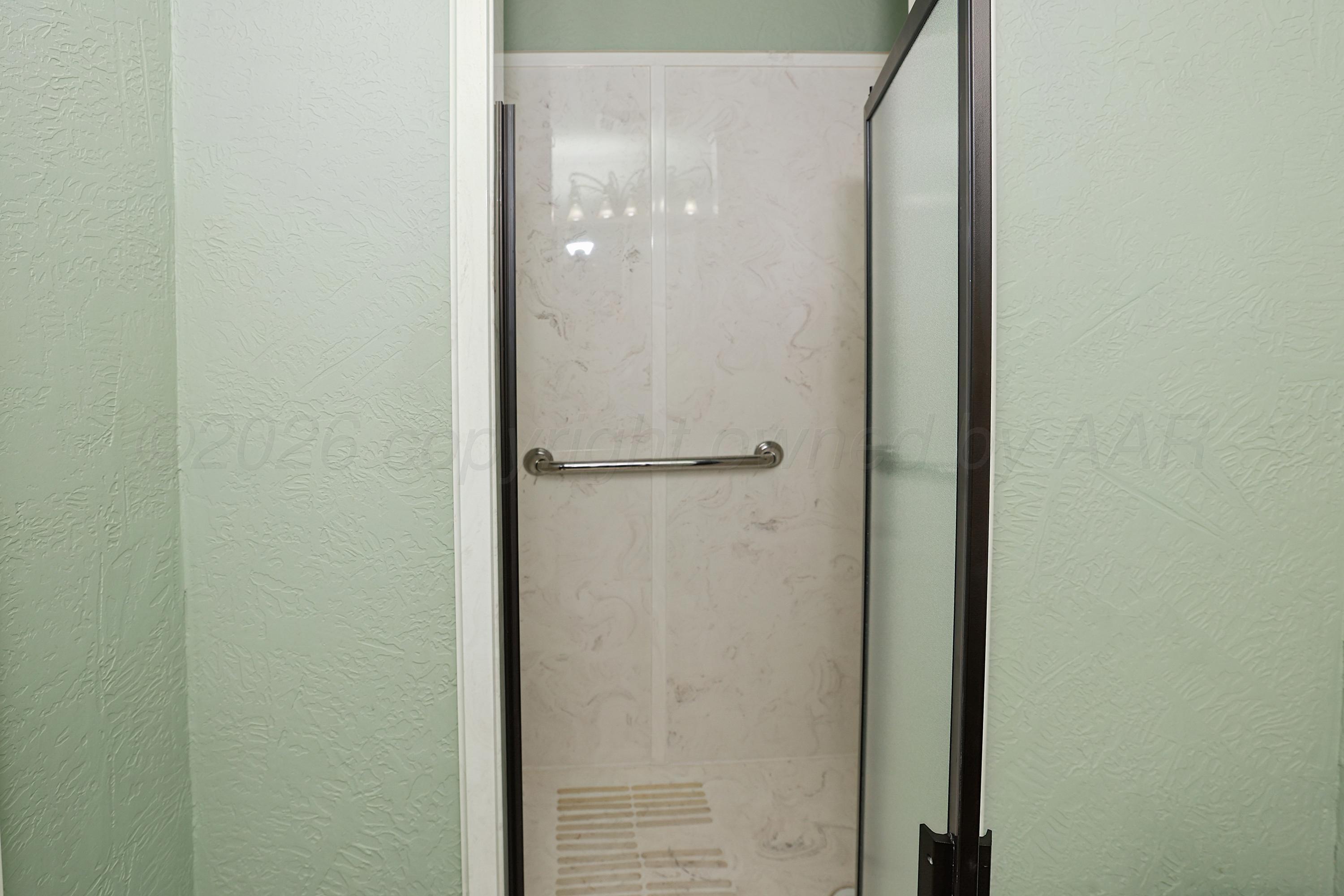 3908 Lenwood Drive Property Photo 27