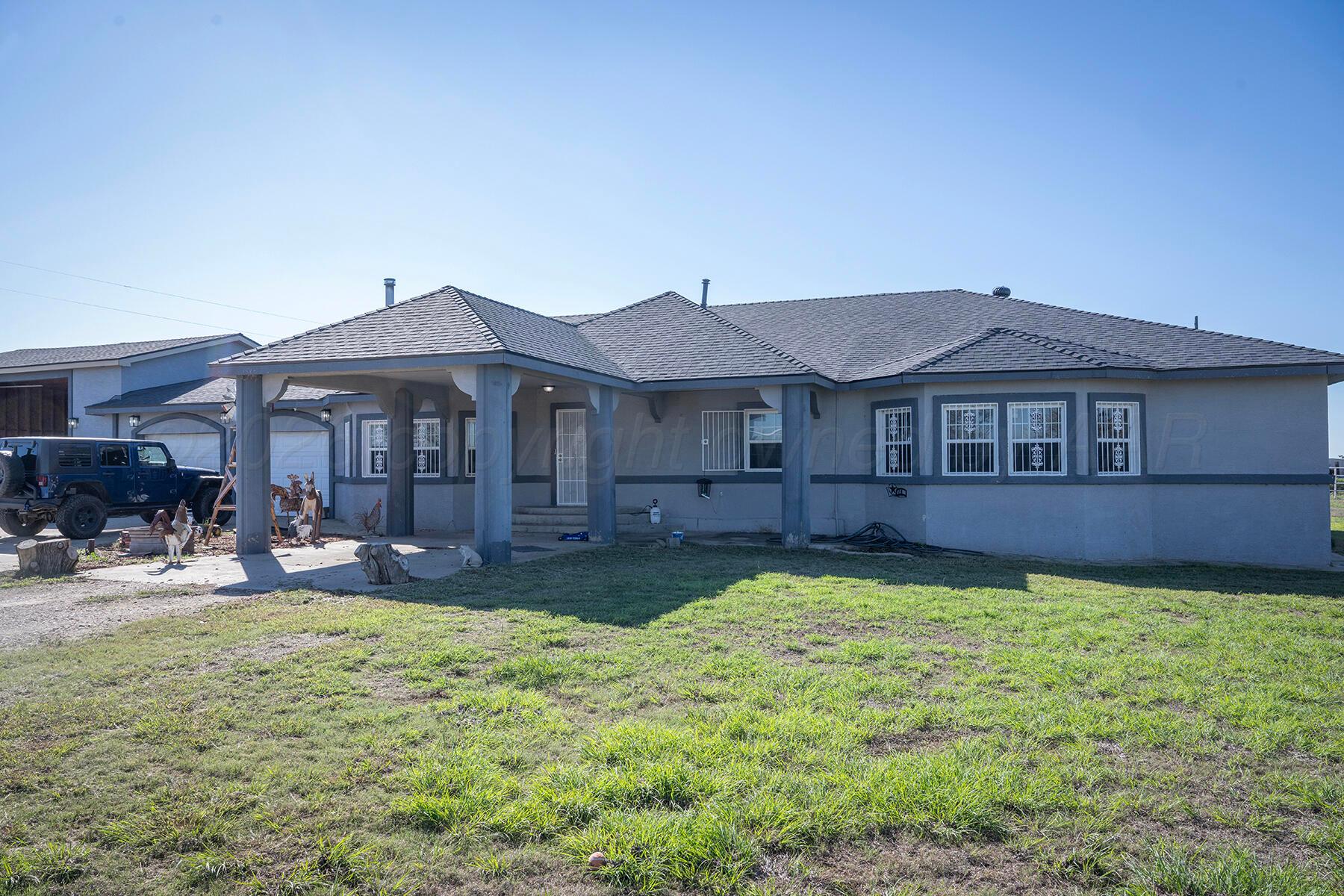 5496 W Road R Property Photo 4