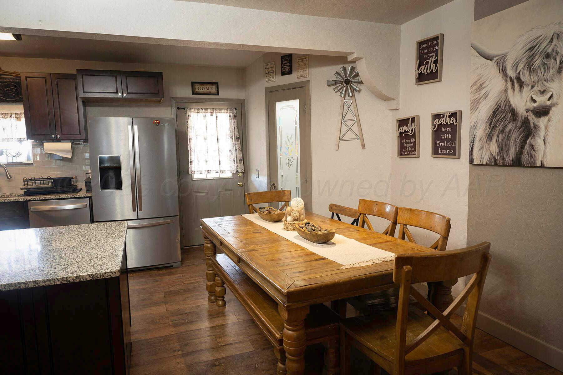 5496 W Road R Property Photo 14