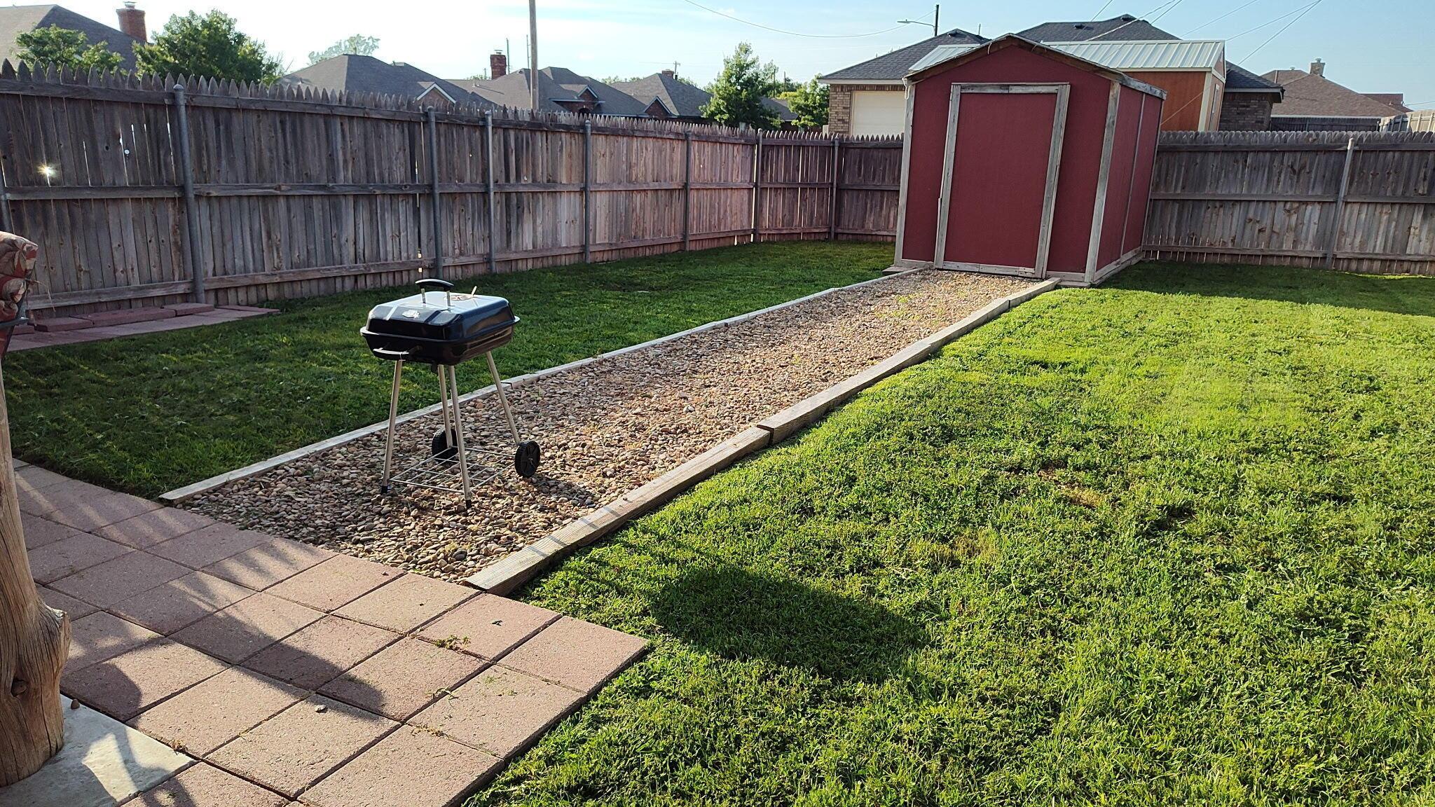 1806 Berkley Court Property Photo 13