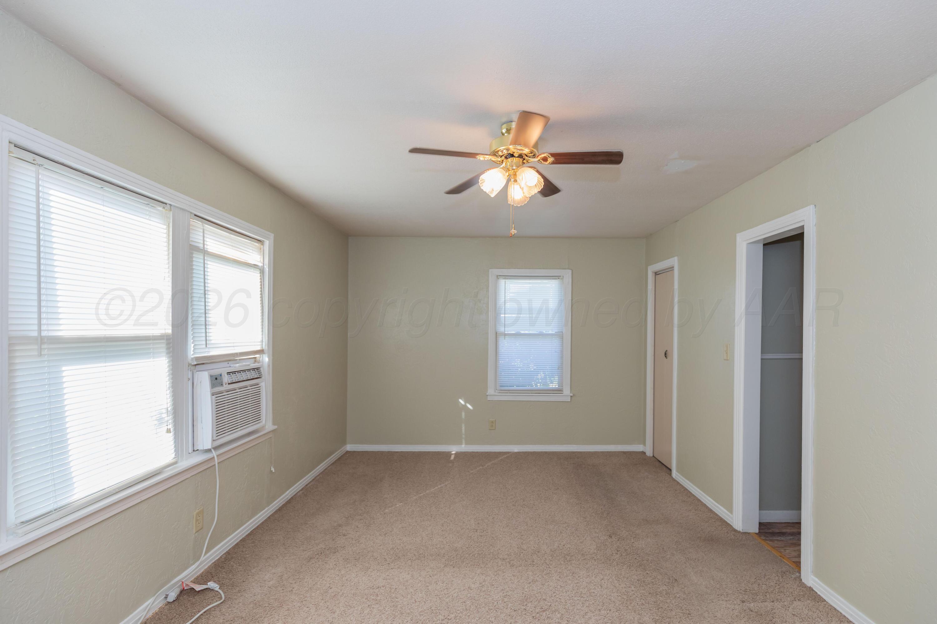 4624 S Lipscomb Street Property Photo 5