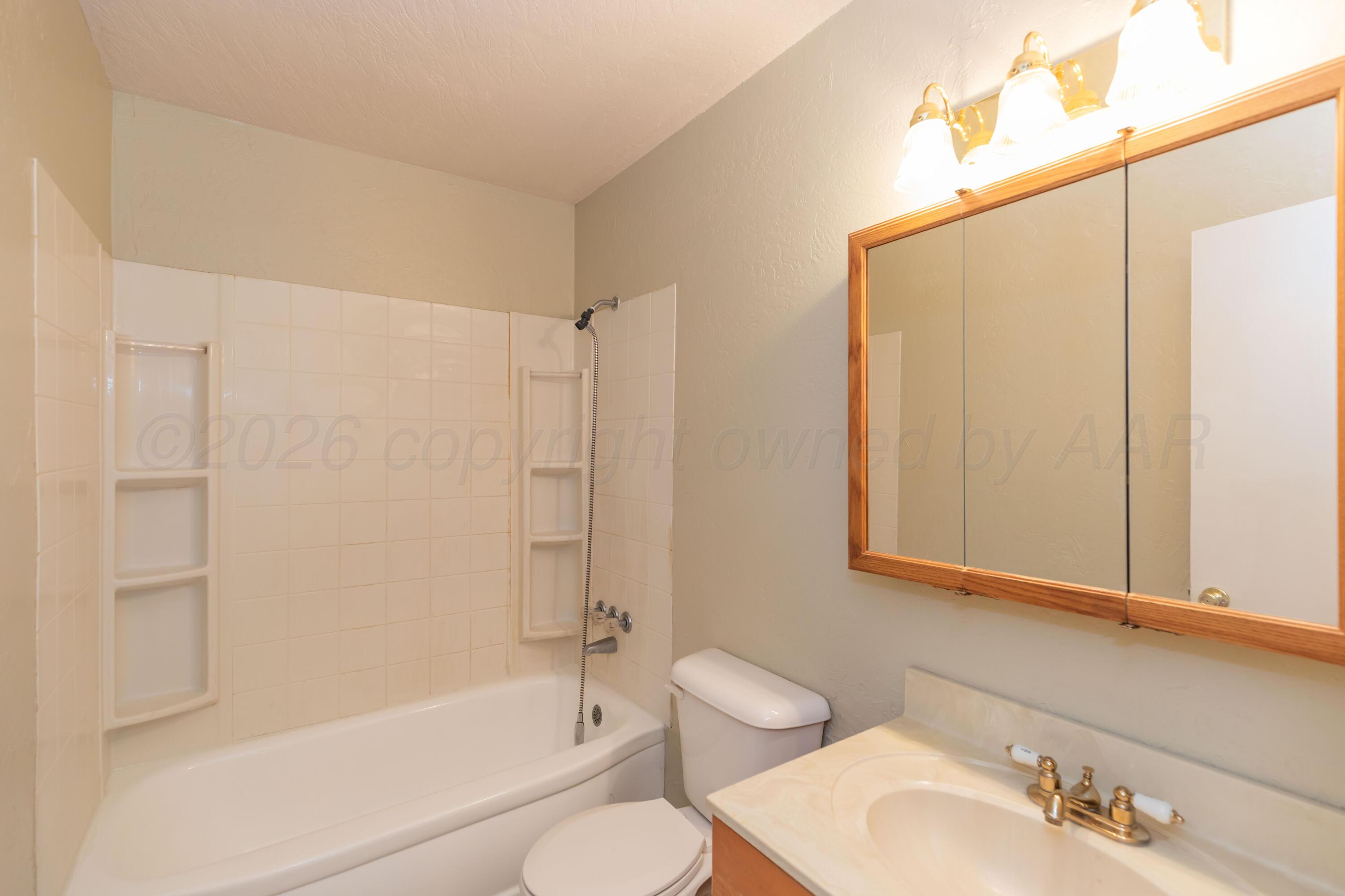 4624 S Lipscomb Street Property Photo 9