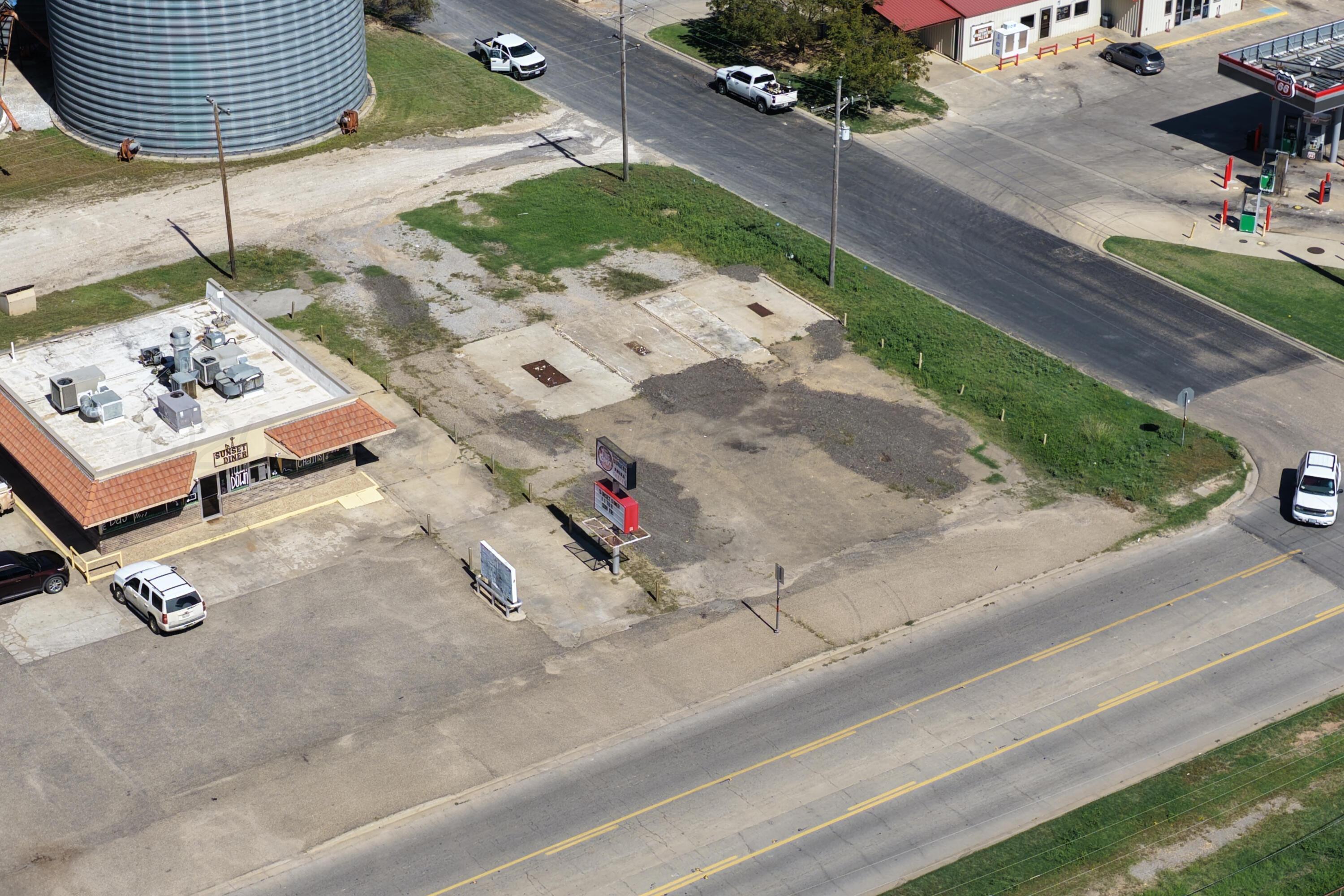 201 E Oklahoma Avenue Property Photo 18
