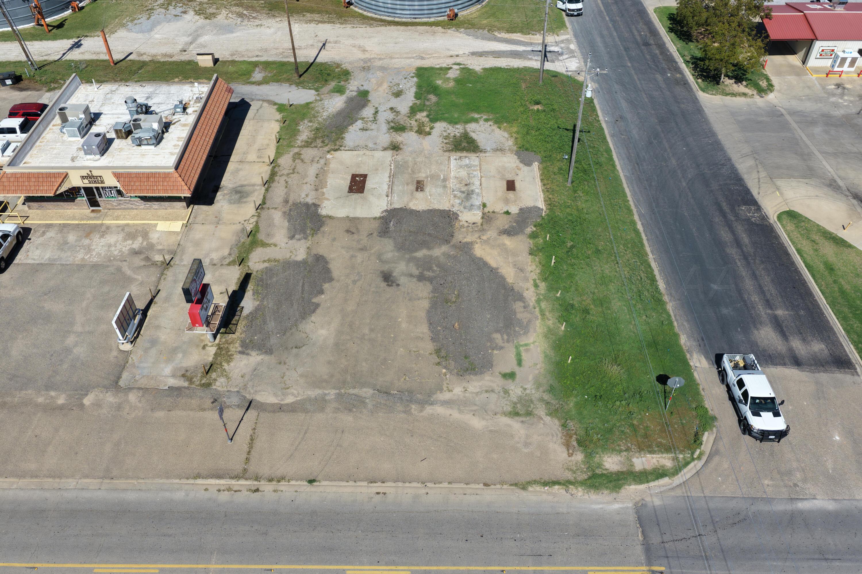 201 E Oklahoma Avenue Property Photo 23