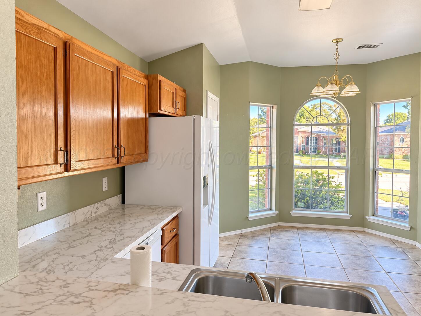1153 Rushmore Drive Property Photo 3