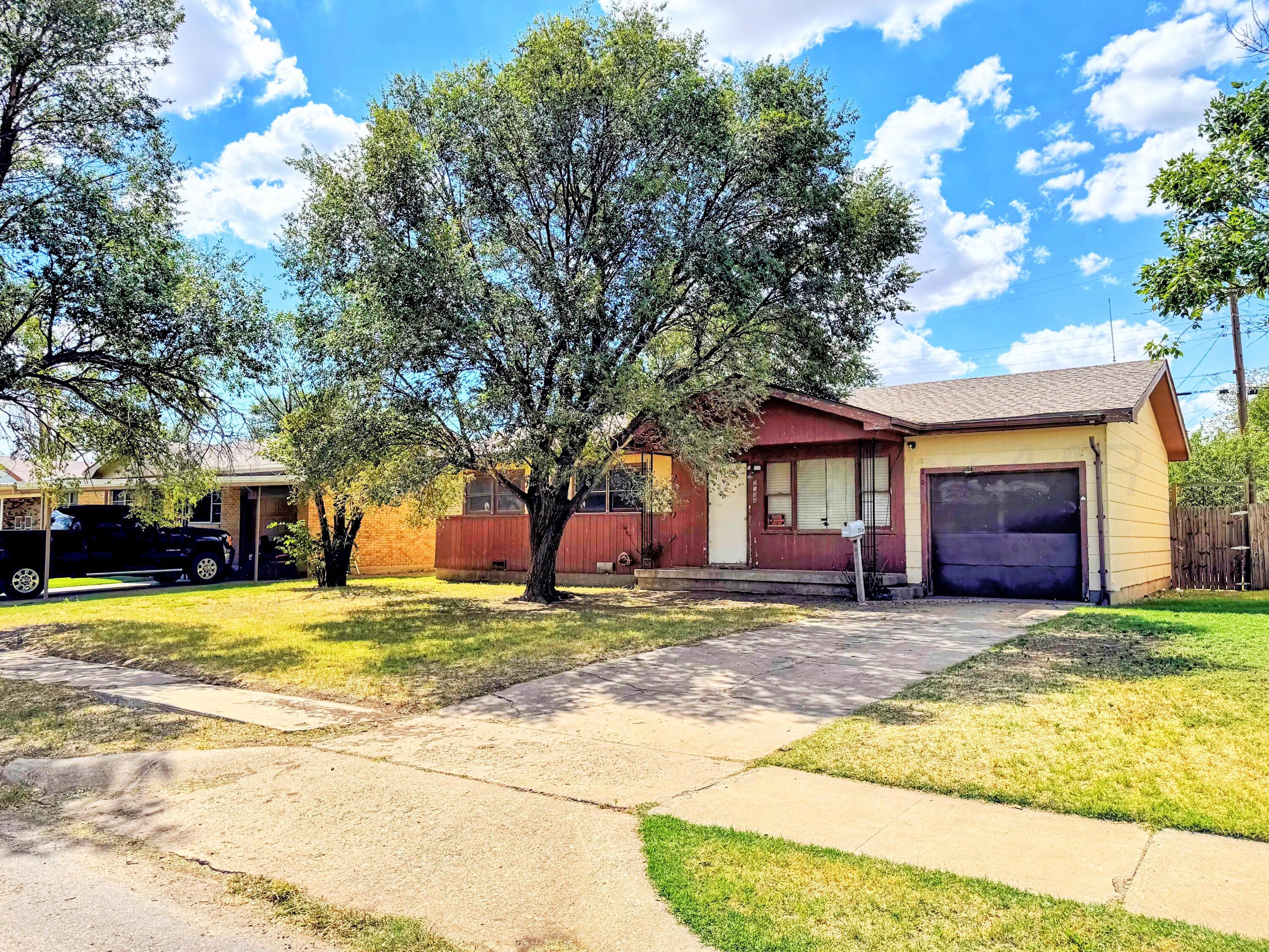 2106 Jackson Drive Property Photo 2