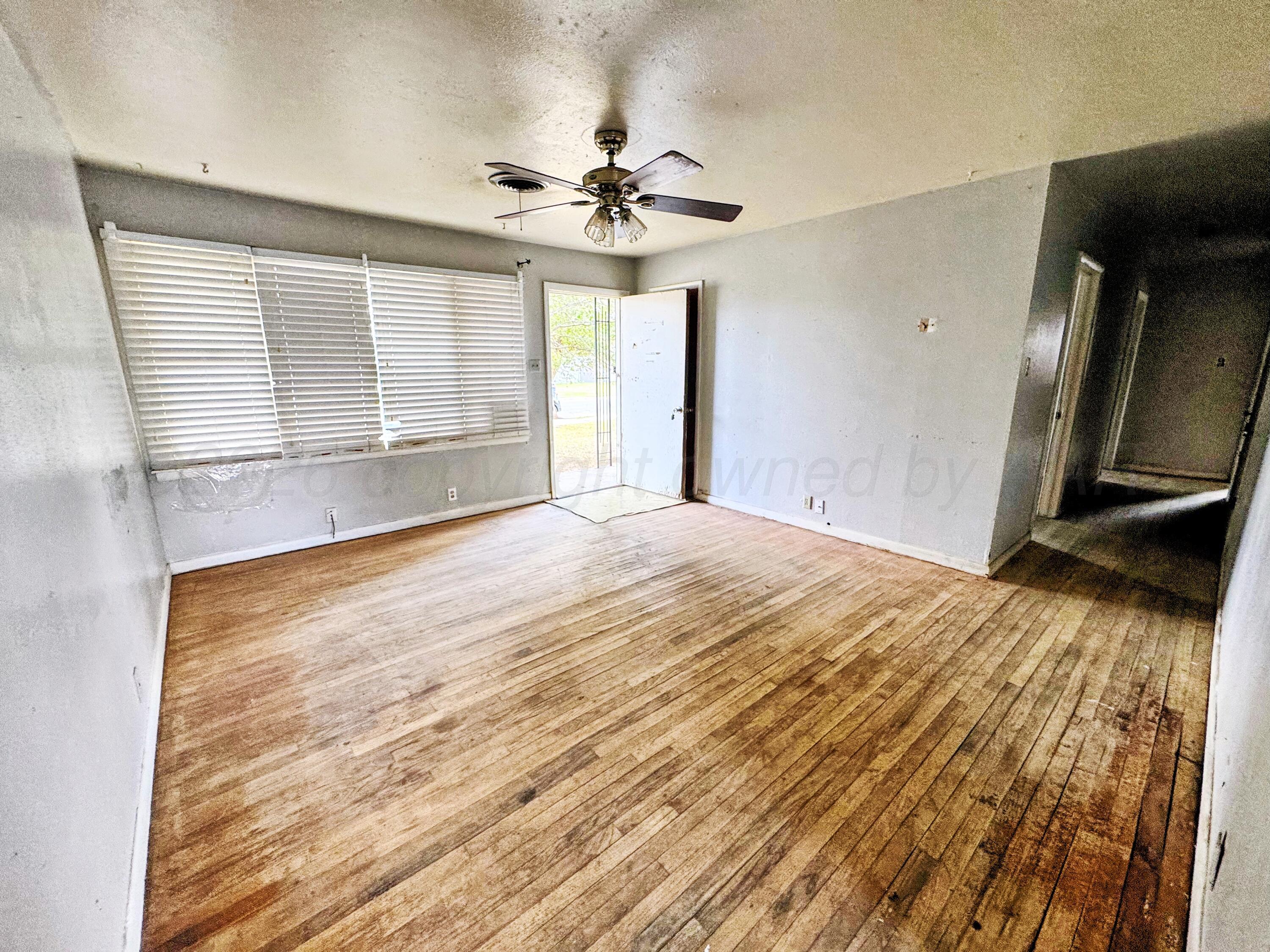 2106 Jackson Drive Property Photo 3