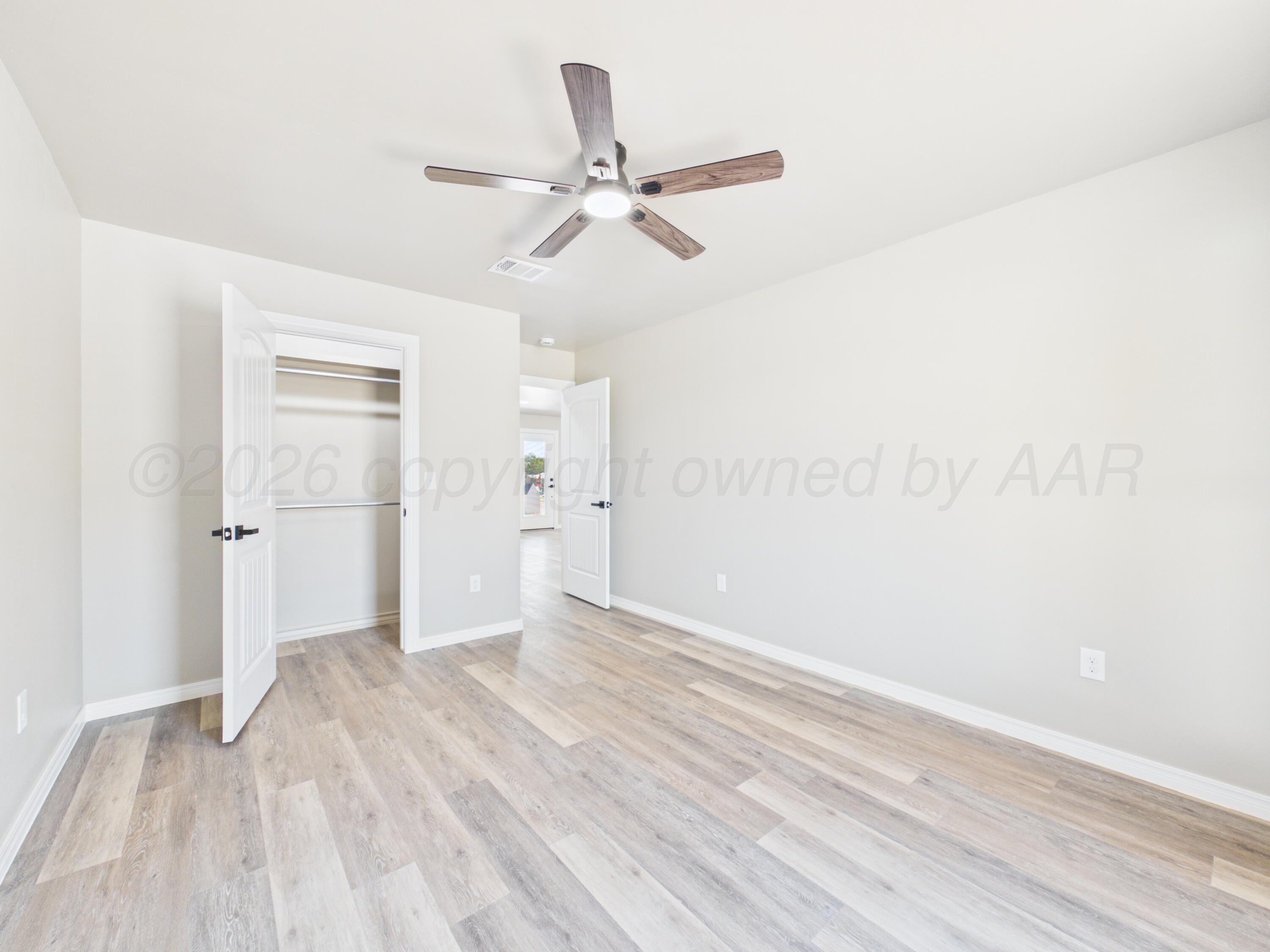 307 N Maryland Street Property Photo 16
