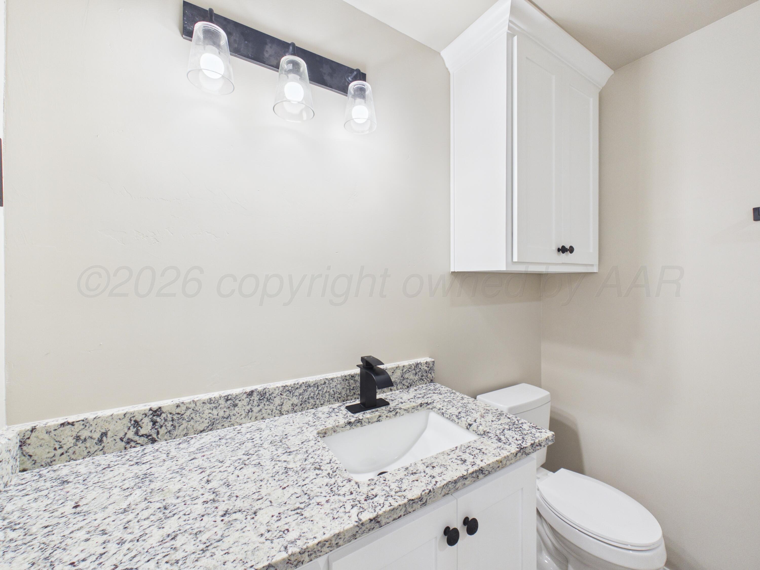 307 N Maryland Street Property Photo 19