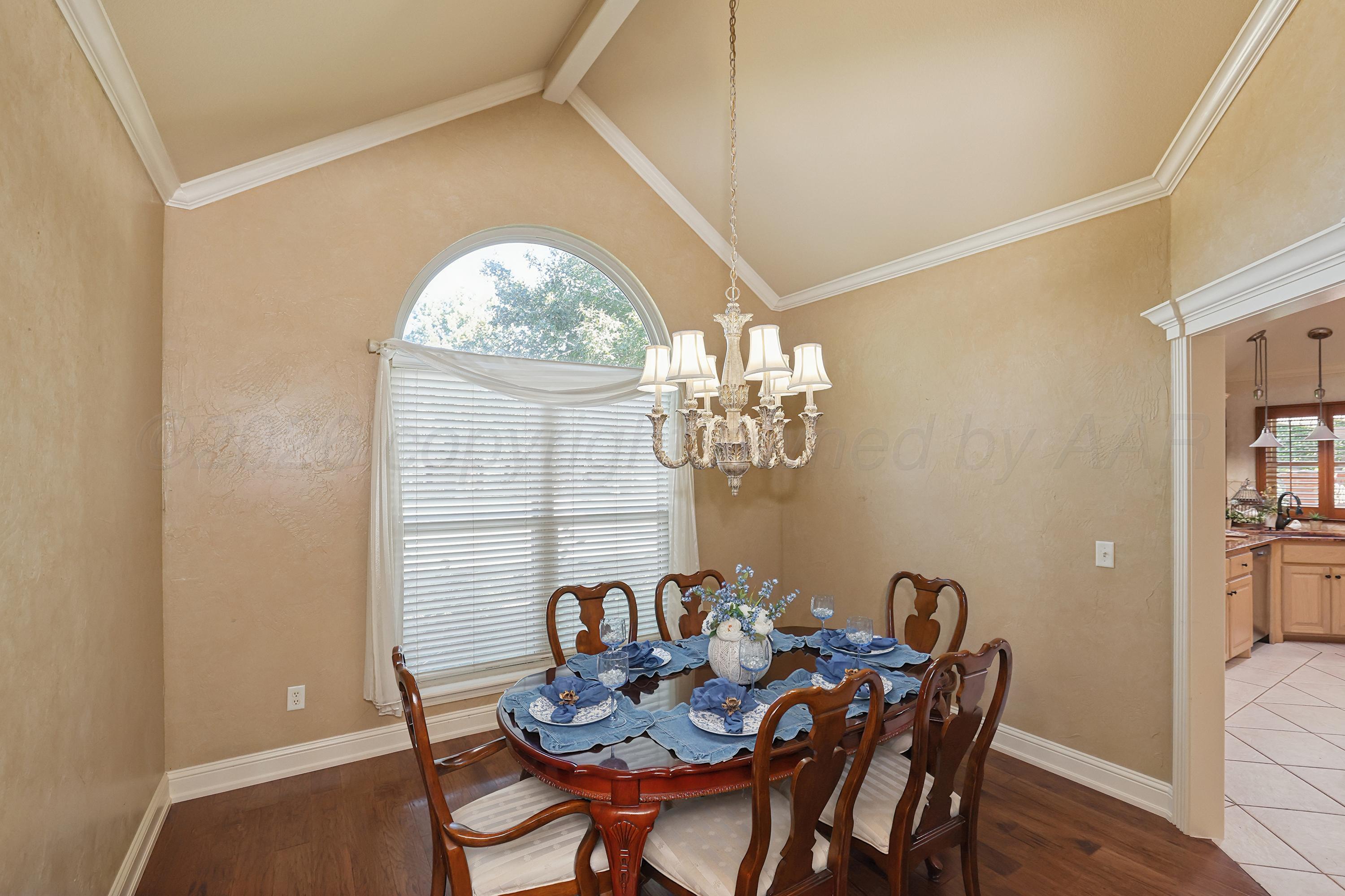 6925 Thunder Road Property Photo 9