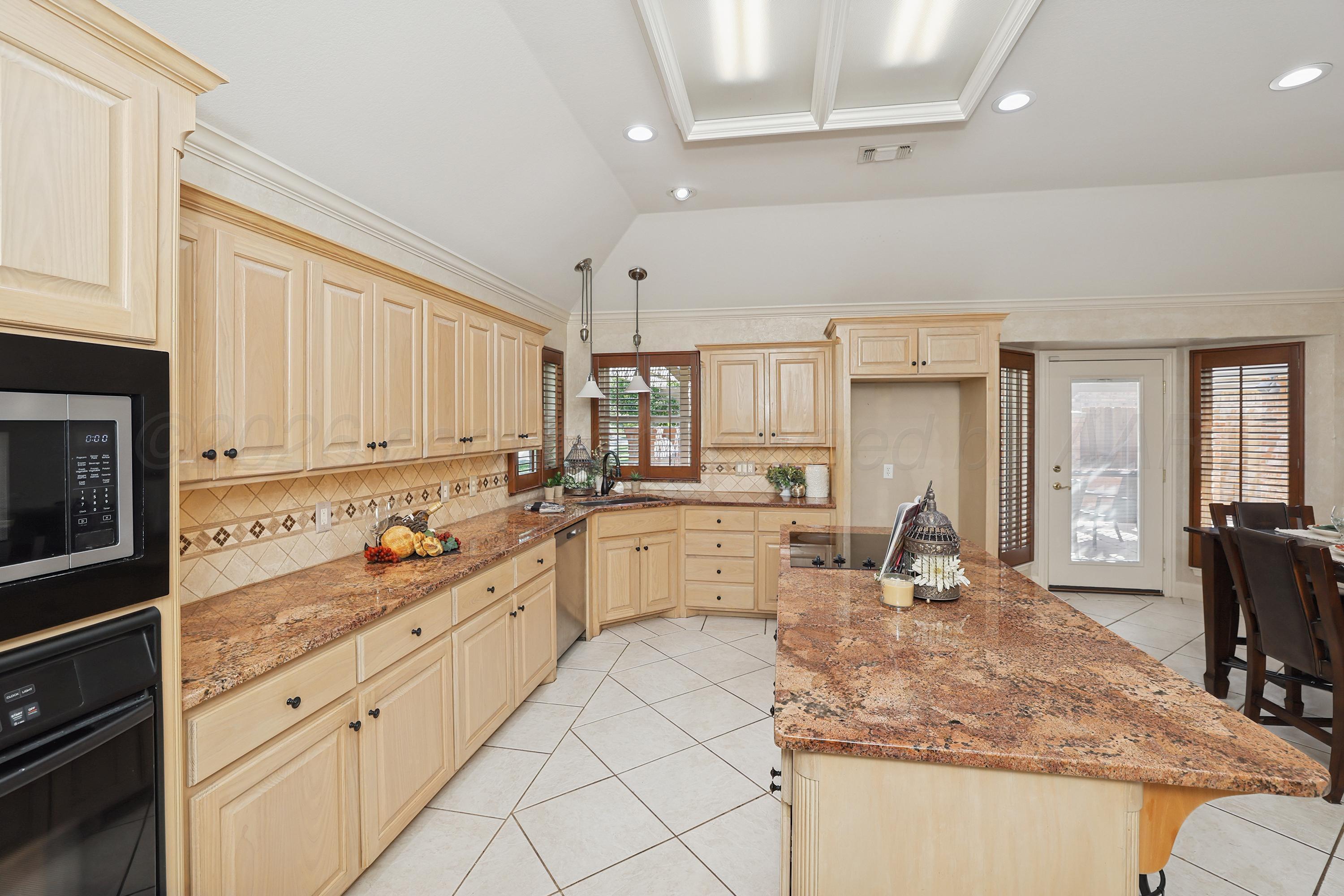 6925 Thunder Road Property Photo 16