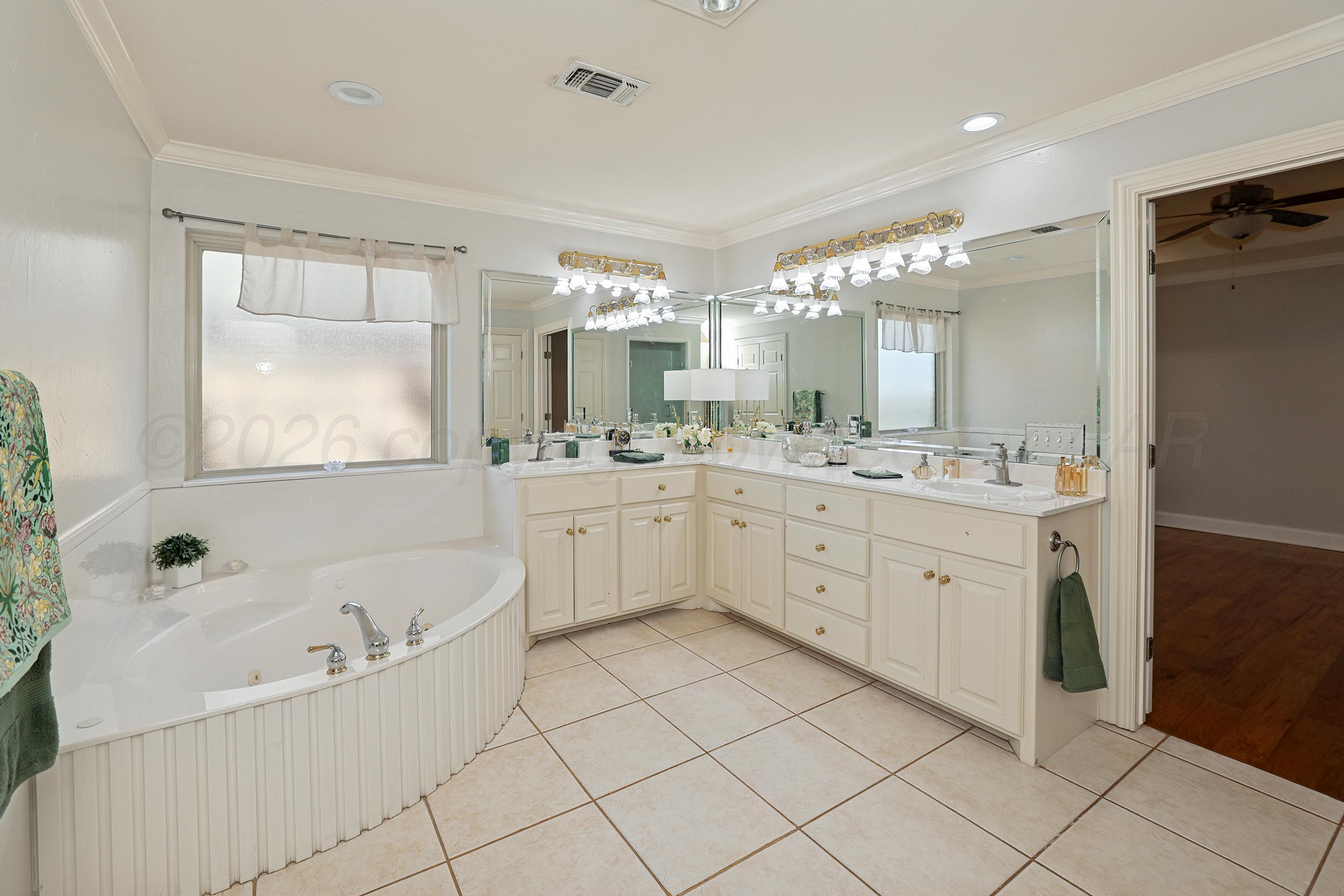 6925 Thunder Road Property Photo 23