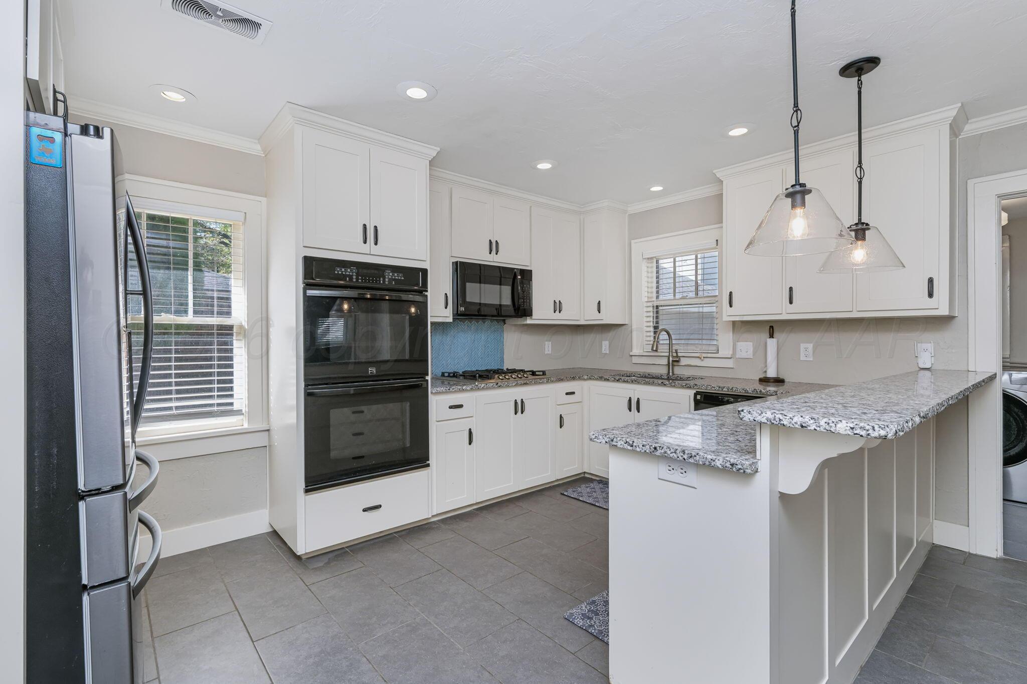 204 Sunset Terrace Property Photo 10