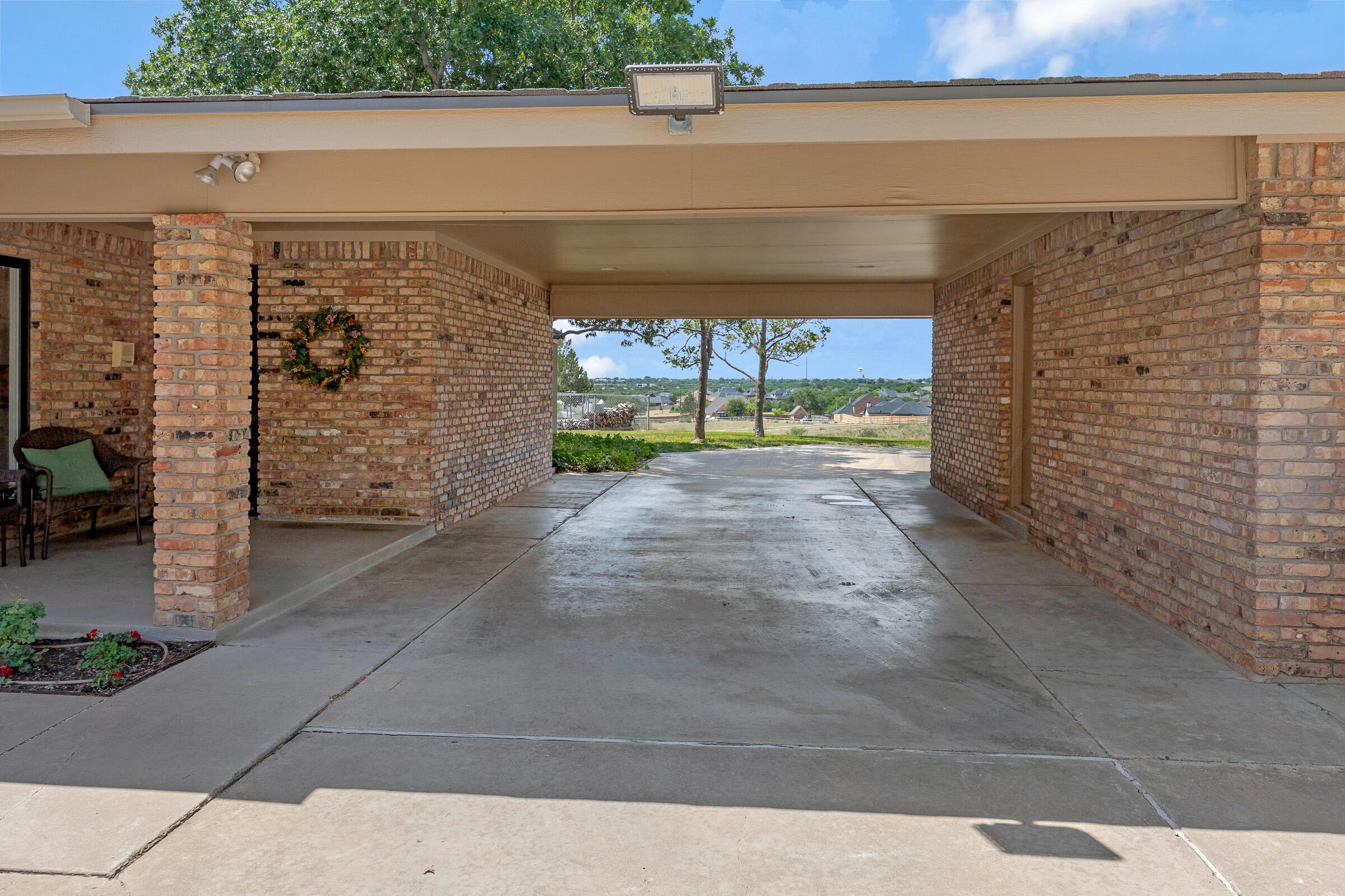 150 T Anchor Property Photo 42