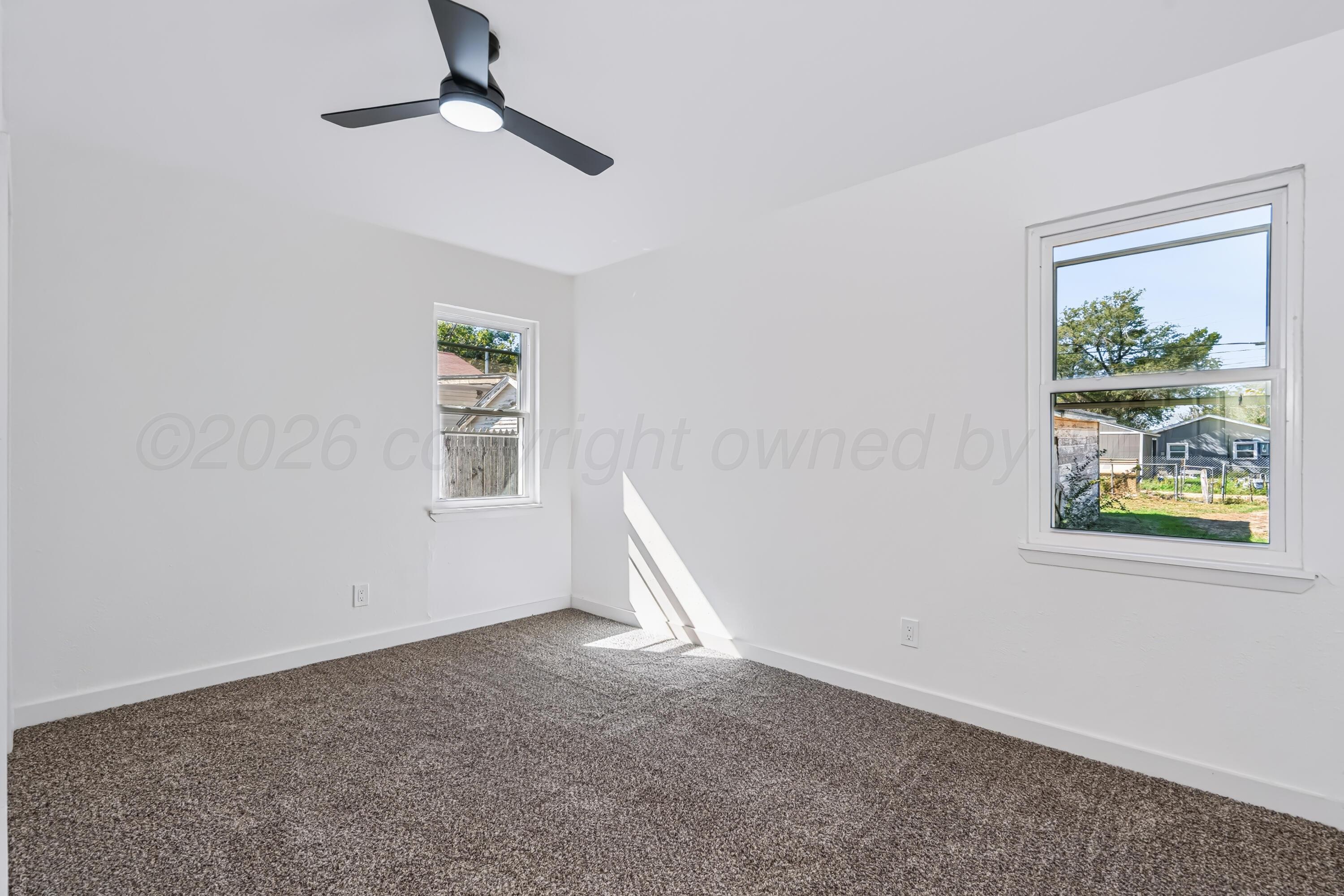 404 S Fairmont Street Property Photo 21