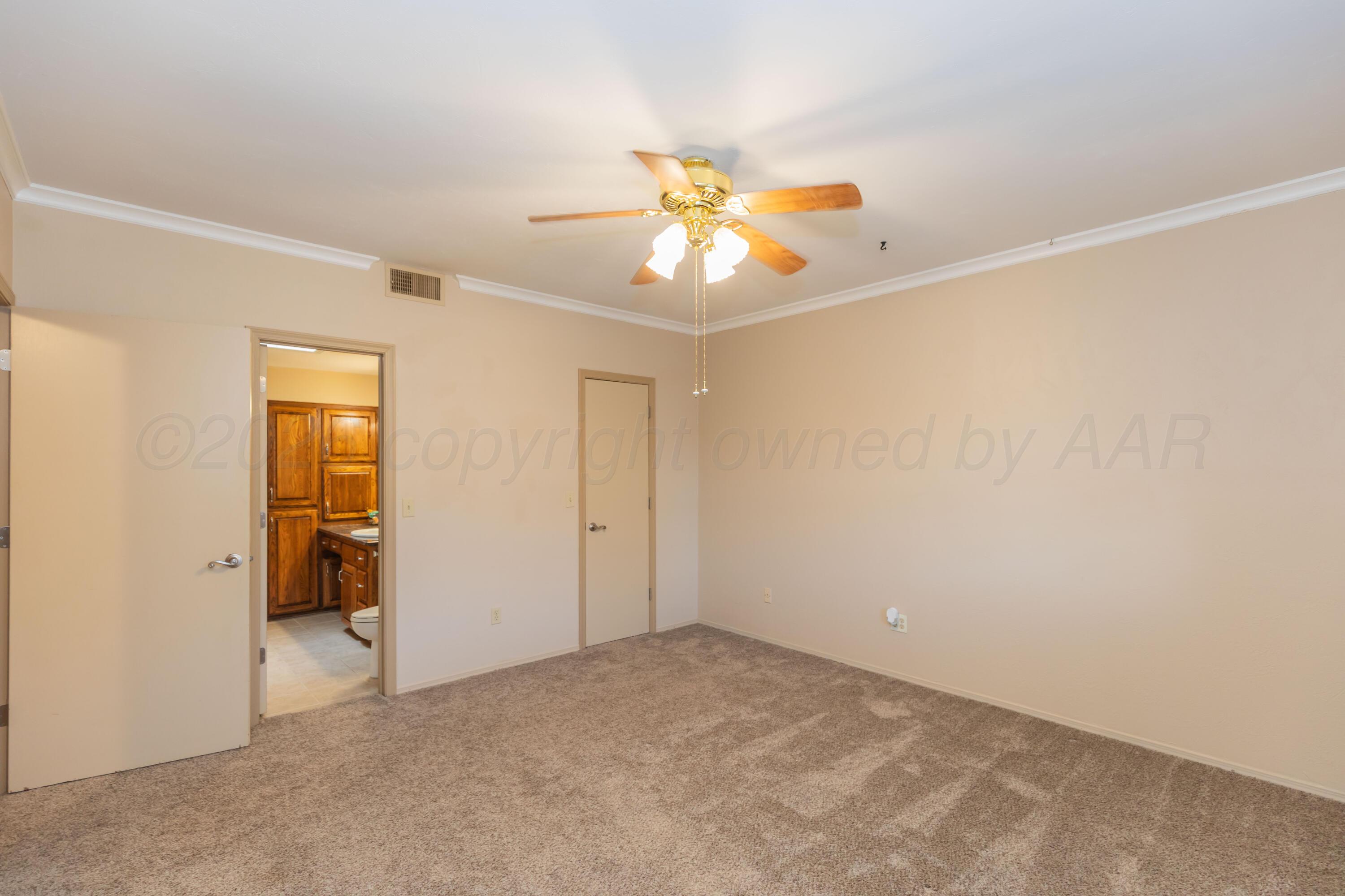 7115 Adirondack Trail Property Photo 7