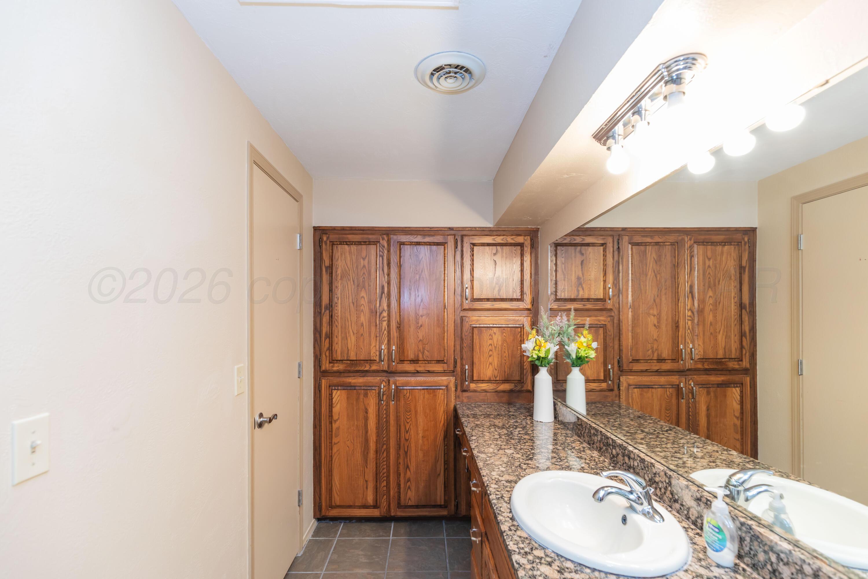 7115 Adirondack Trail Property Photo 30