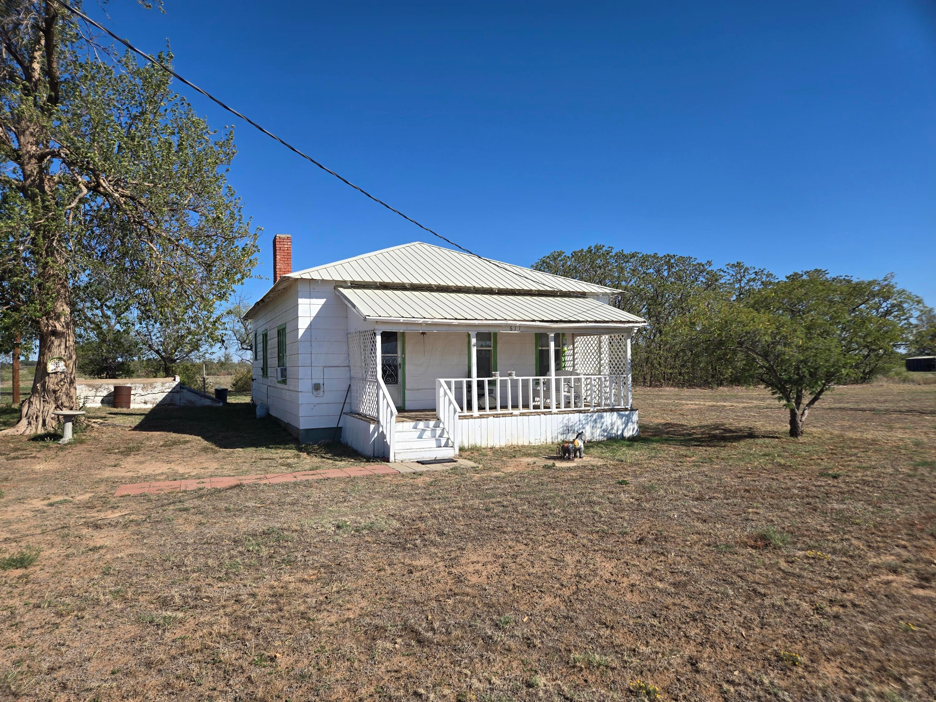 611 S State Highway 70 Property Photo 1