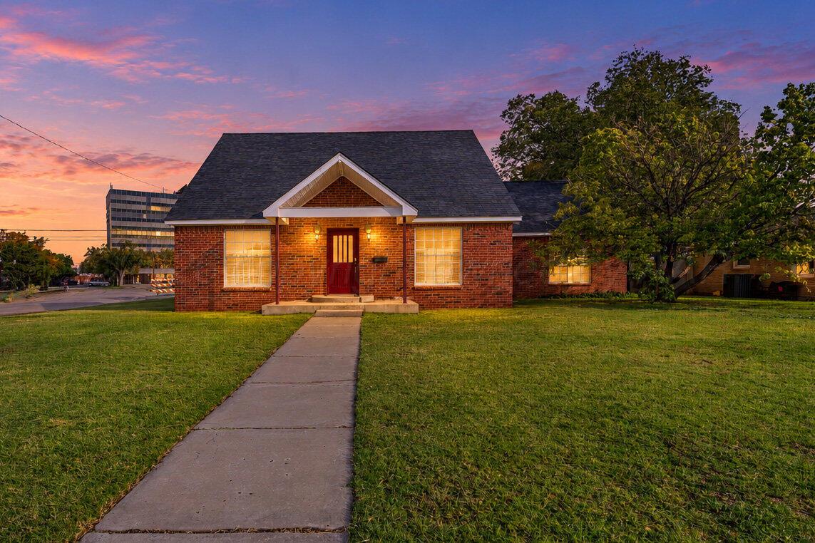 2201 Peach Tree Street Property Photo 1