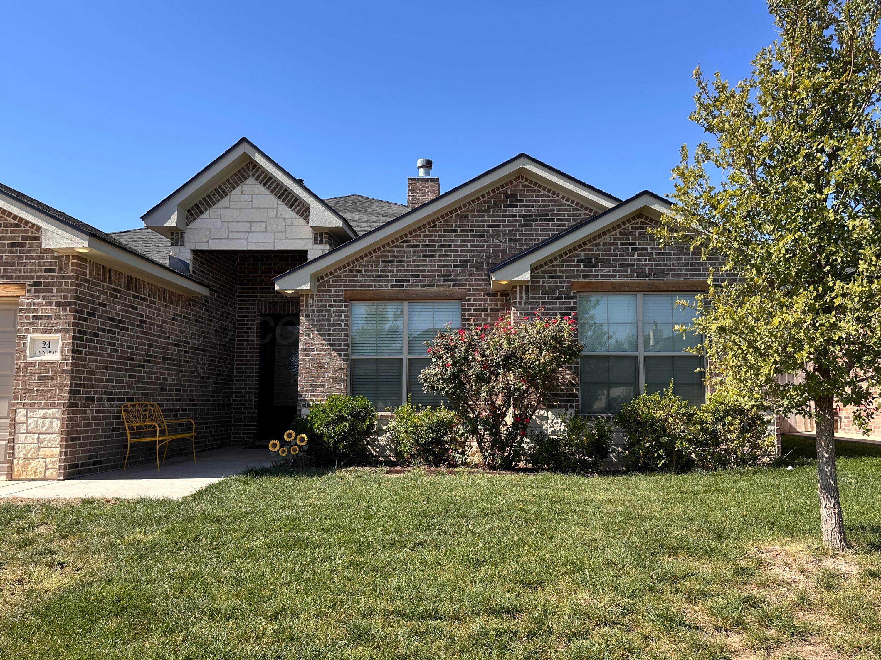 24 Living Way Lane Property Photo 2