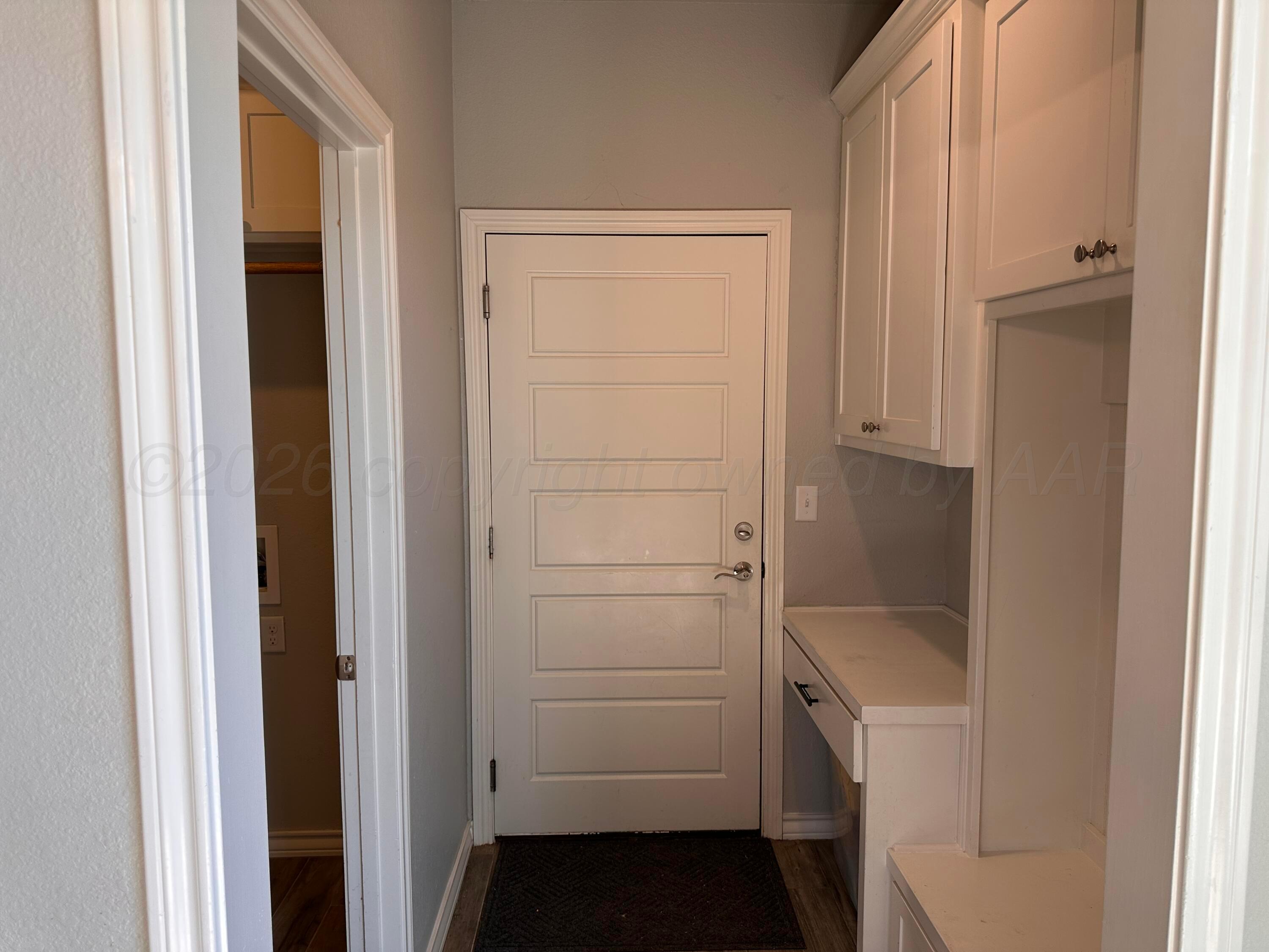 24 Living Way Lane Property Photo 17