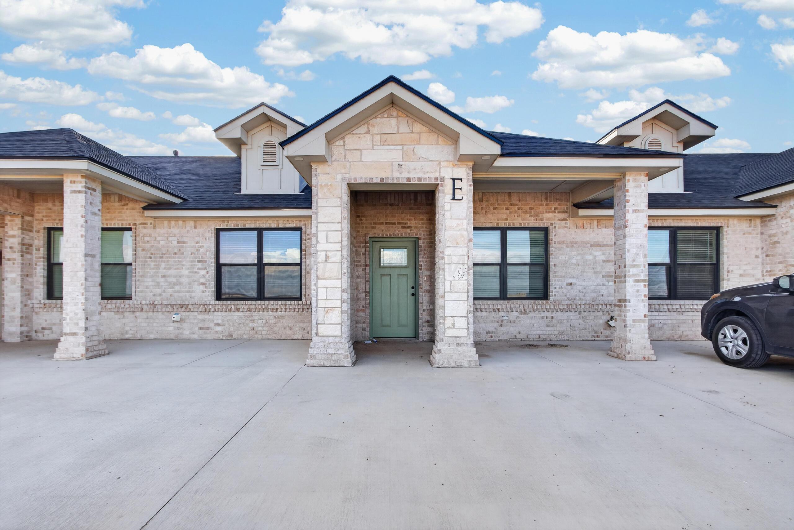 11075 Verano Unit E Drive Property Photo 1