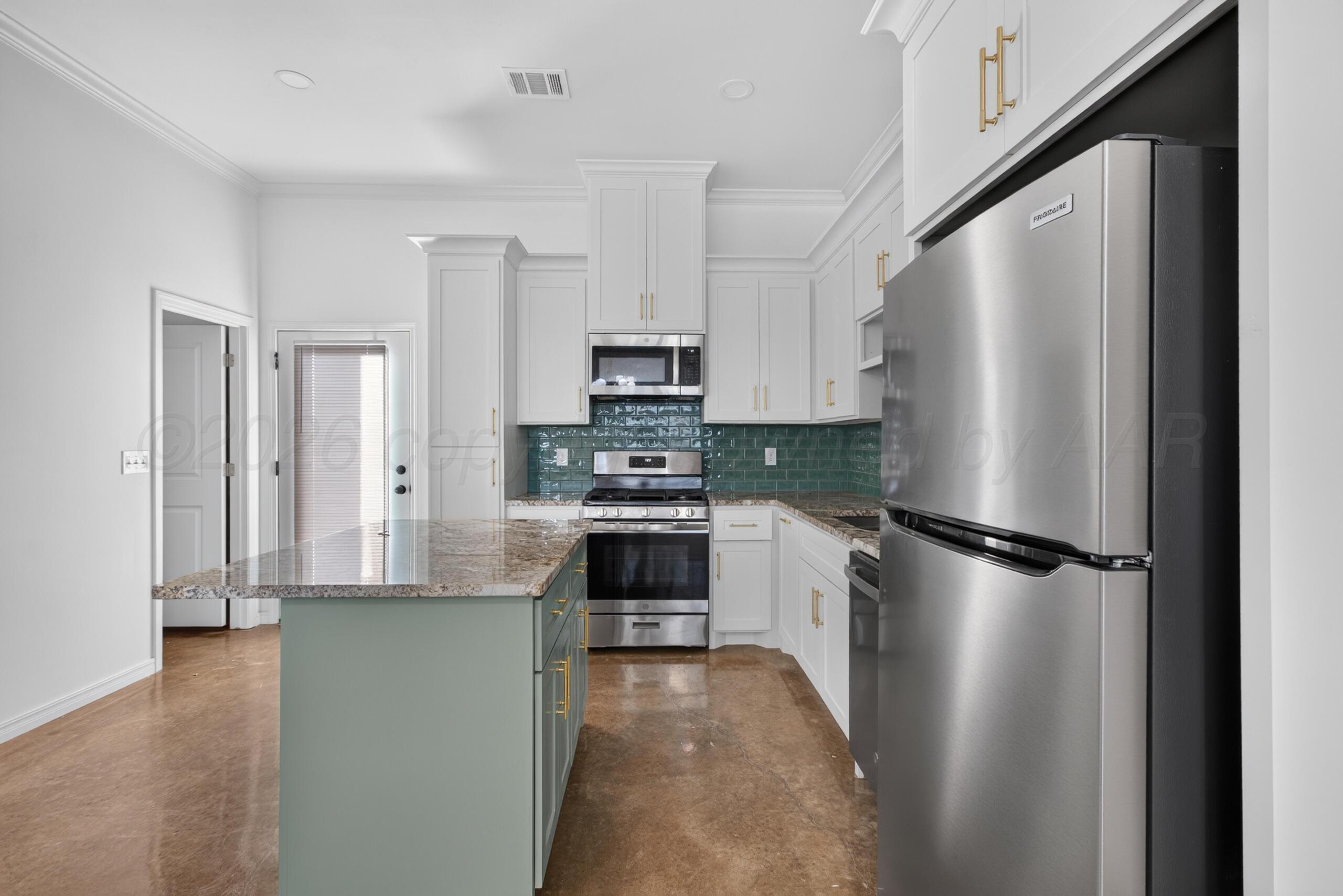 11075 Verano Unit E Drive Property Photo 5