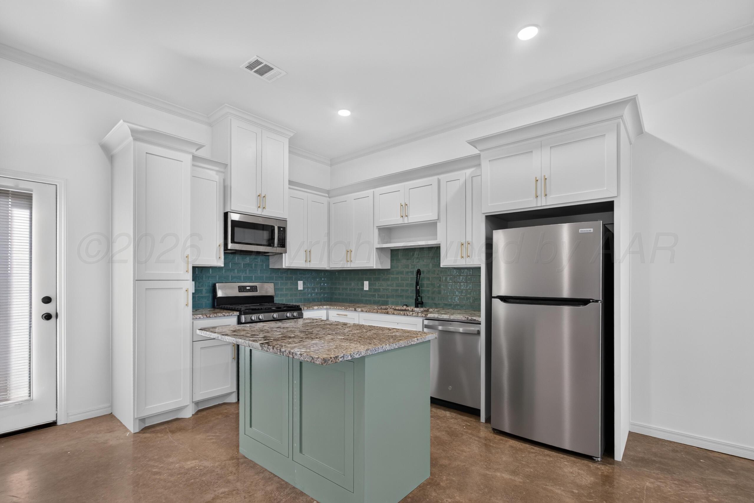 11075 Verano Unit E Drive Property Photo 8