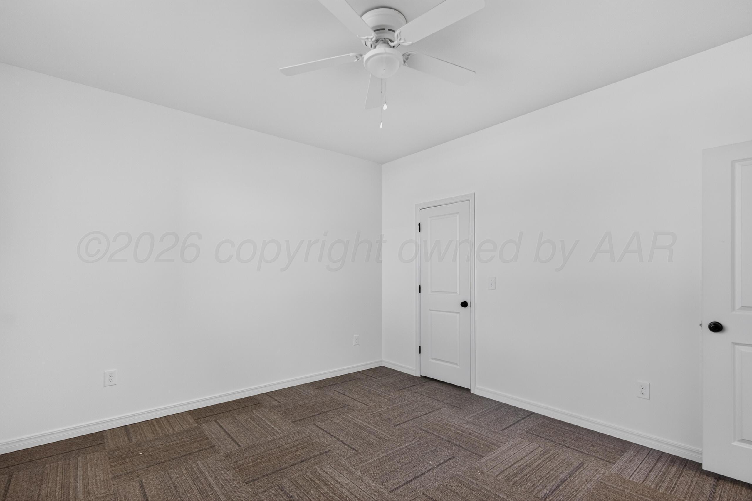 11075 Verano Unit E Drive Property Photo 15