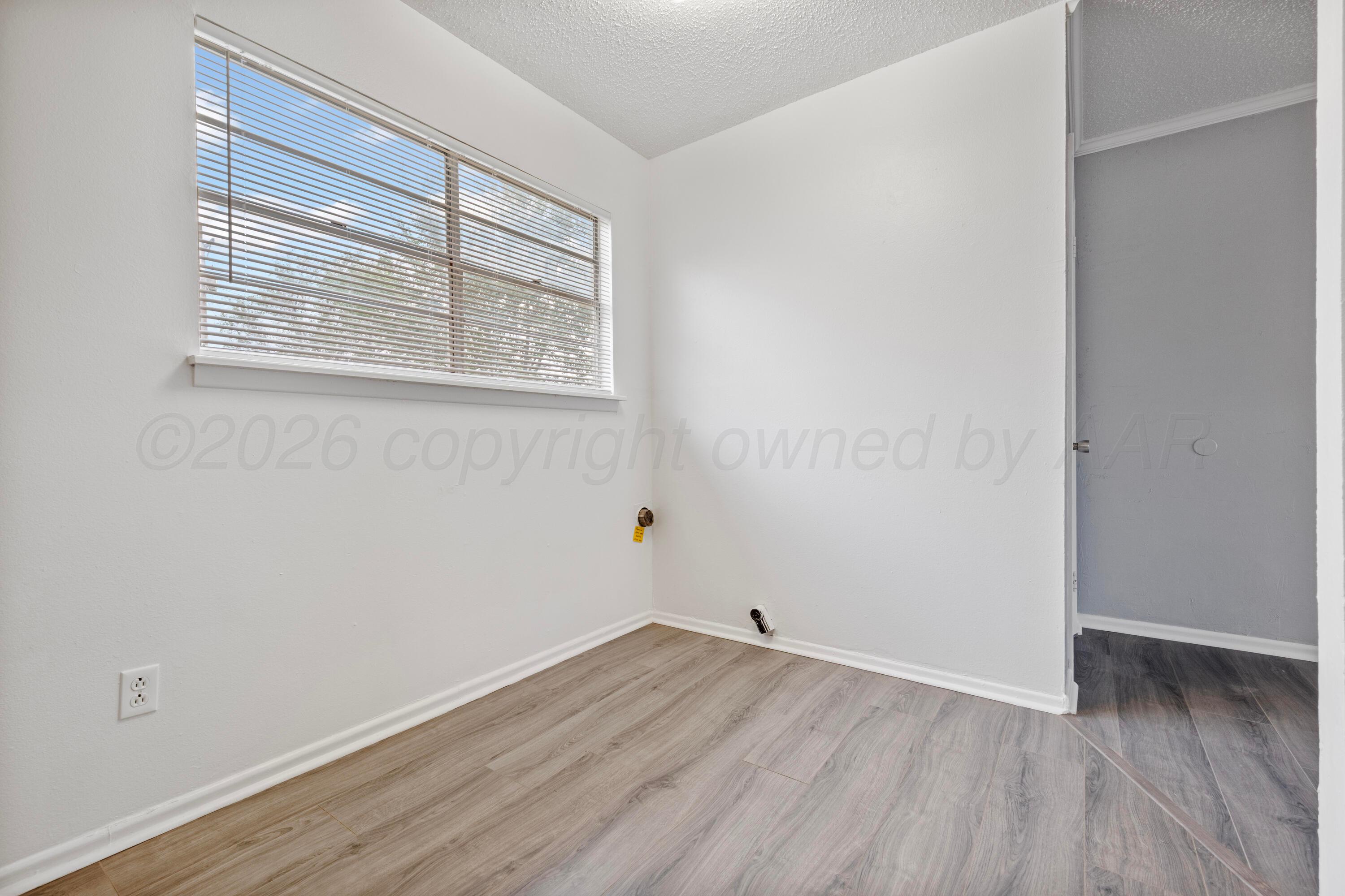 419 Long Street Property Photo 7