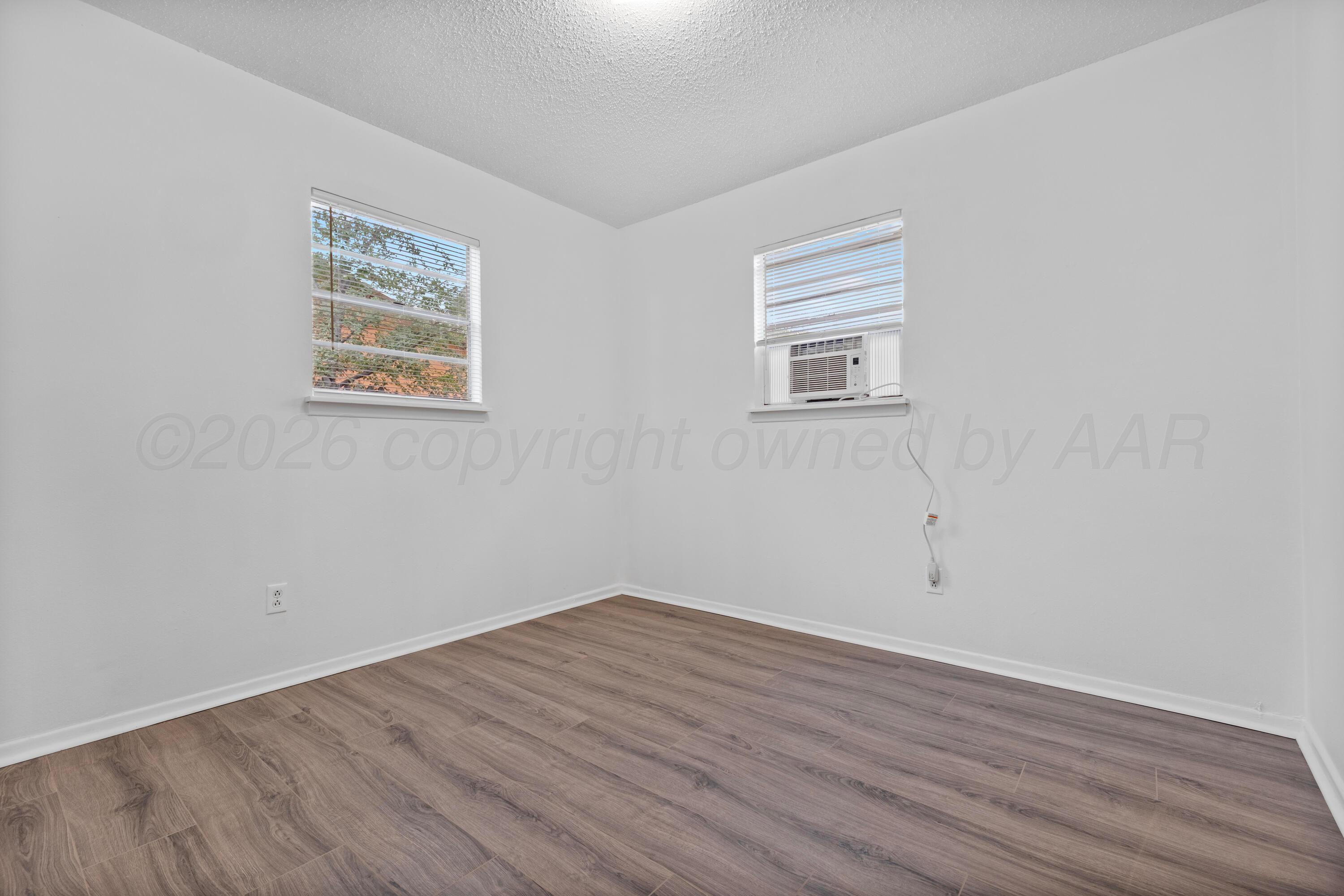 419 Long Street Property Photo 9