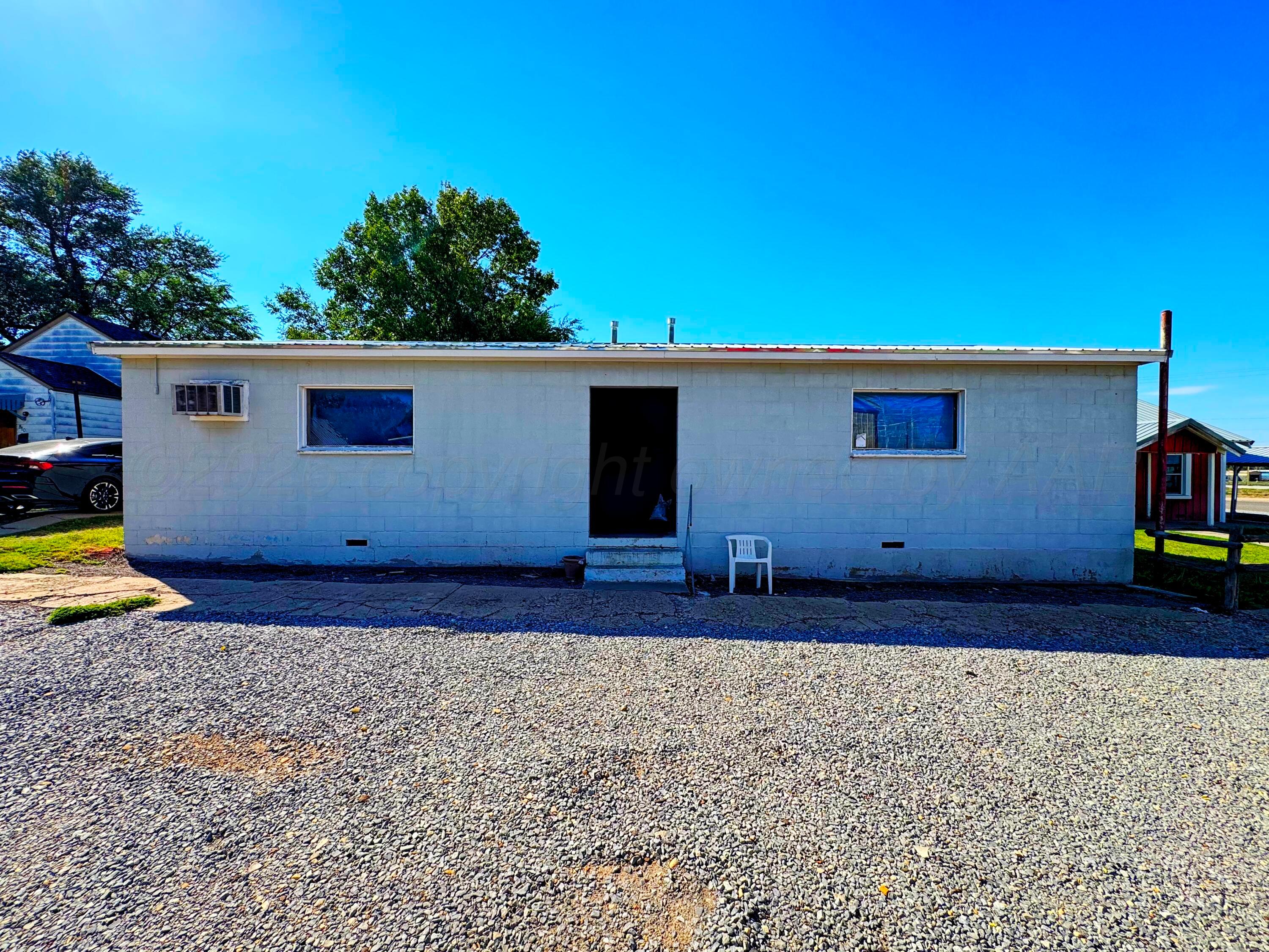 202 S Baylor Street Property Photo 16