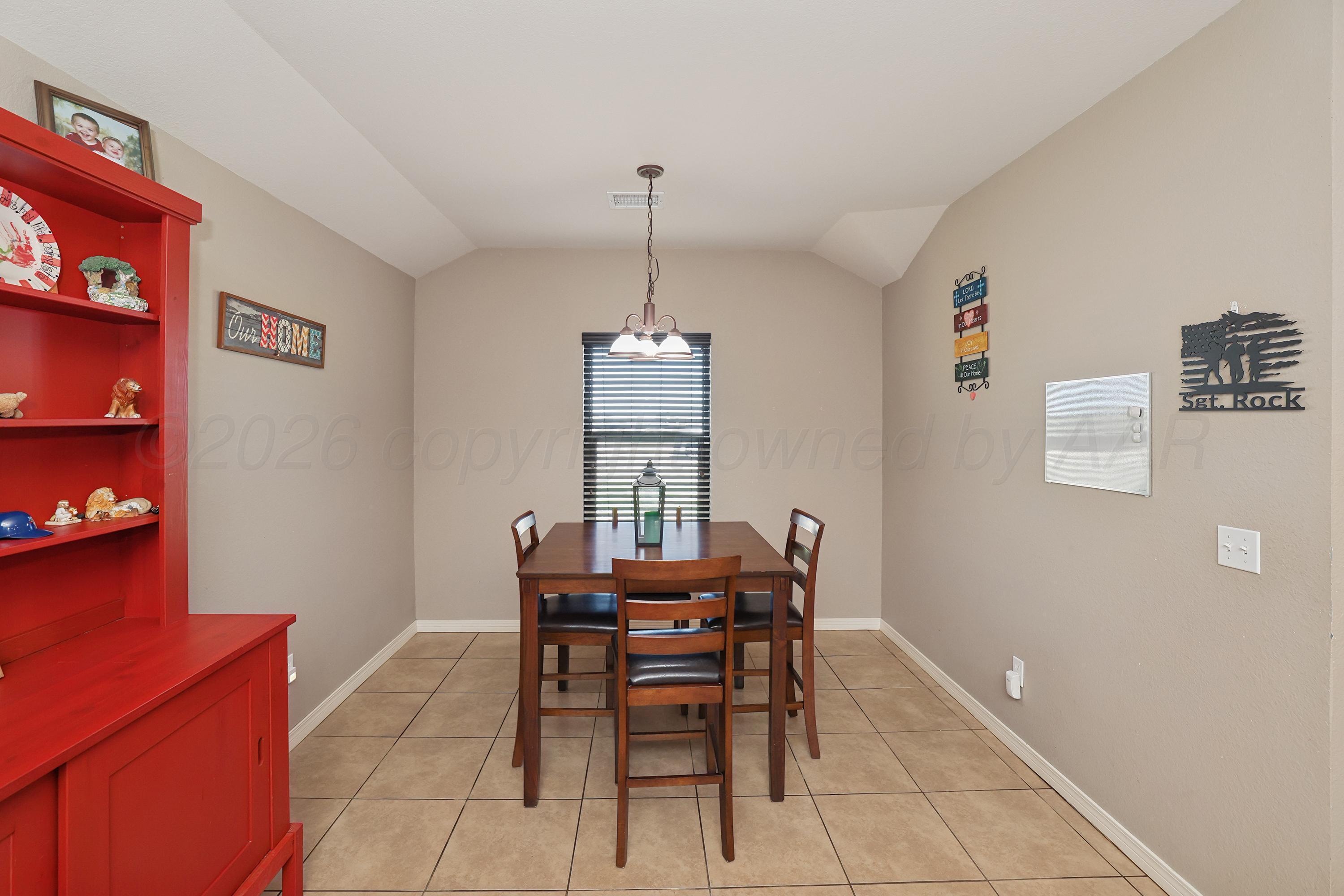 1406 Fox Hunt Avenue Property Photo 5