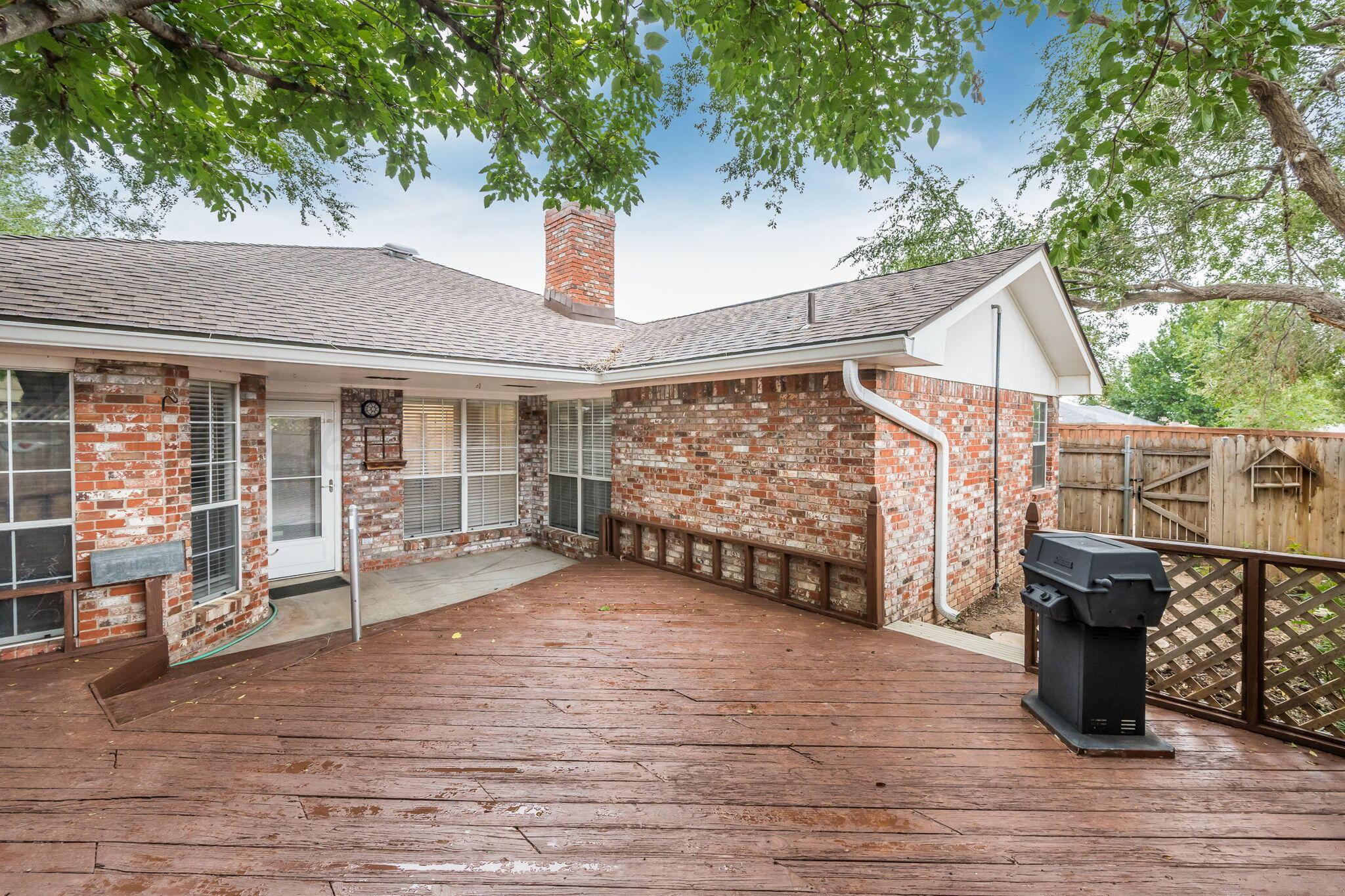 6711 Chalet Court Property Photo 20