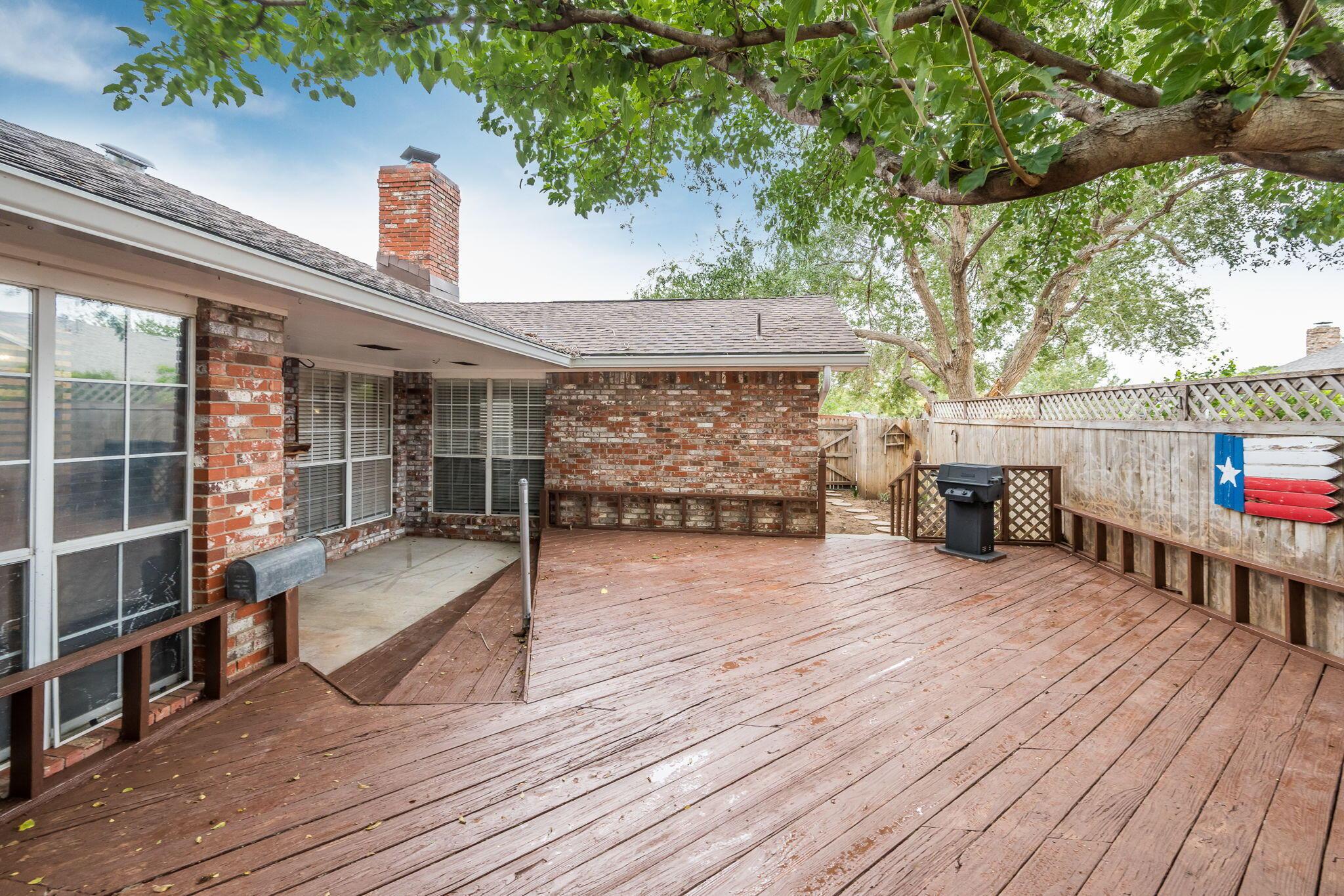 6711 Chalet Court Property Photo 21