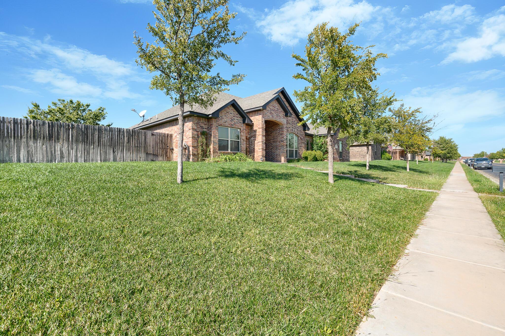 8300 Shreveport Drive Property Photo 4