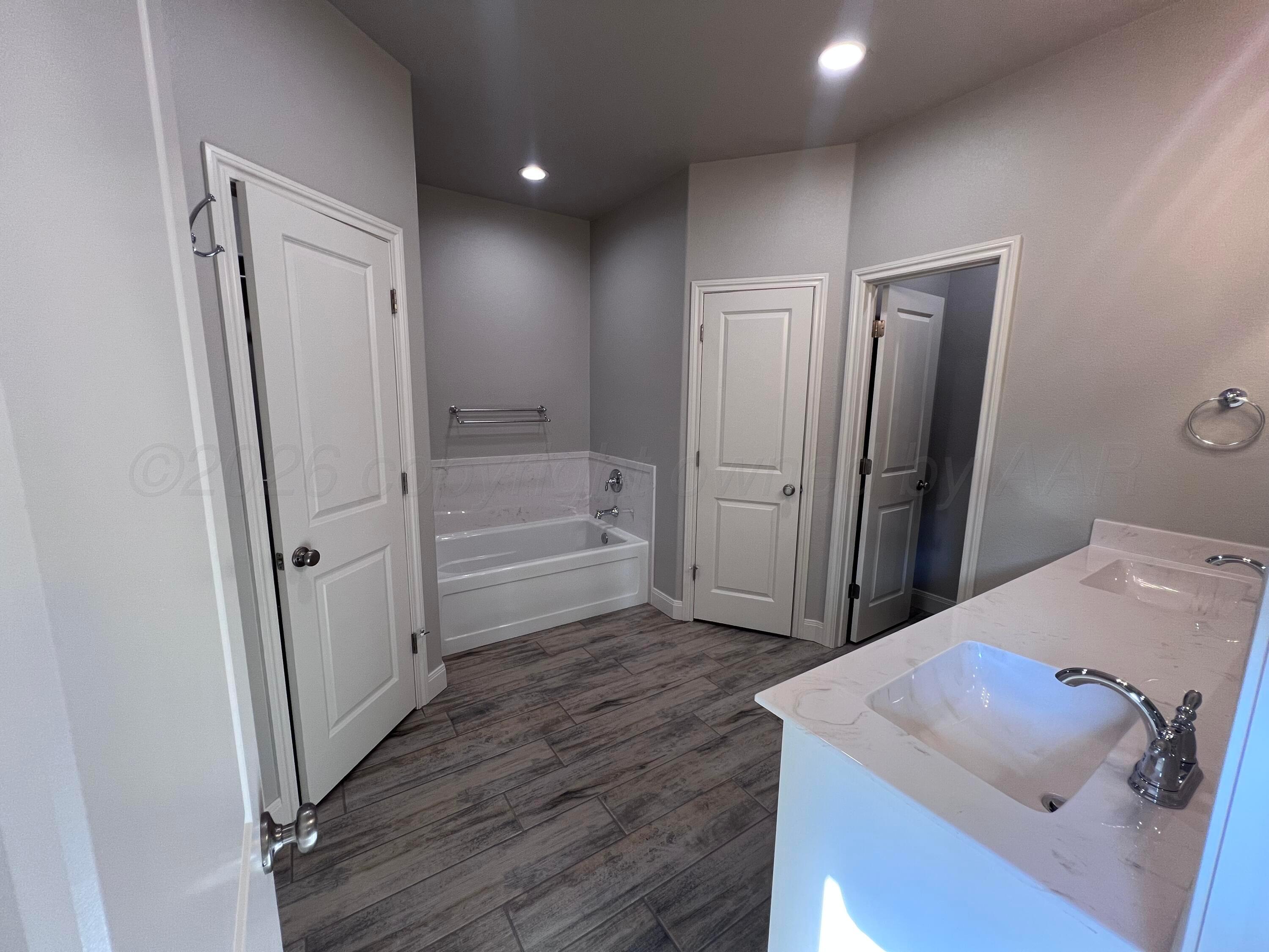 608 Columbia Drive Property Photo 16