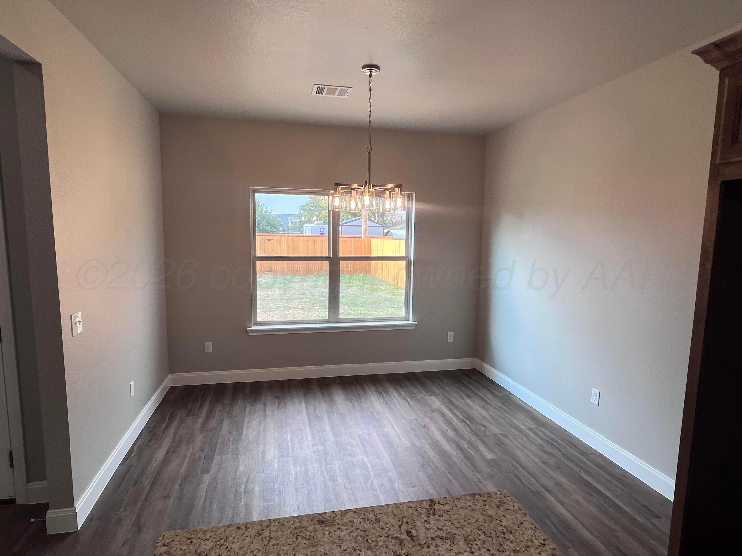 708 Columbia Drive Property Photo 11