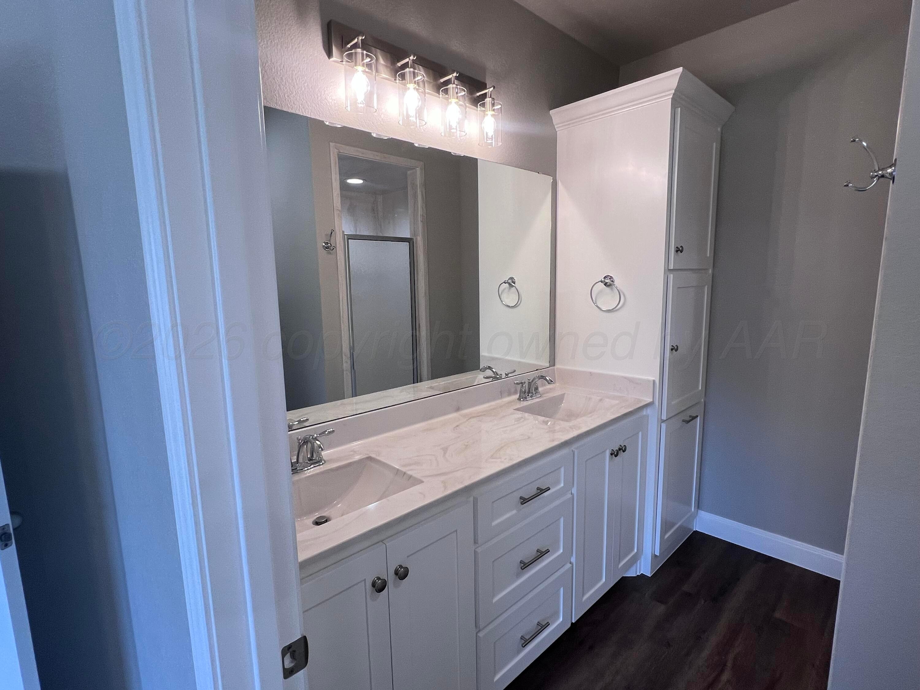 708 Columbia Drive Property Photo 15