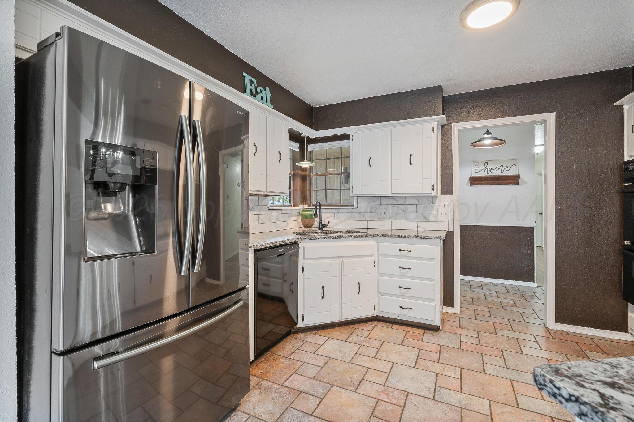 3309 Burrus Place Property Photo 11