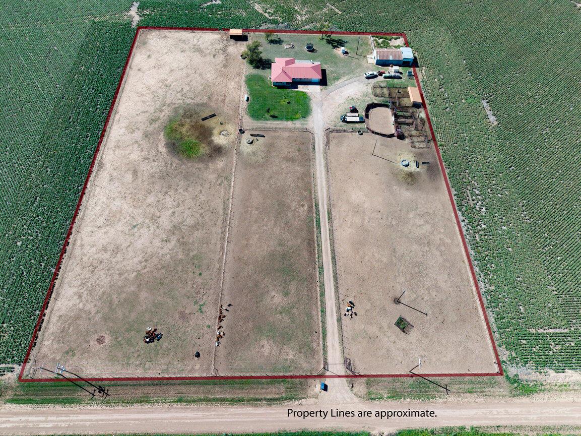 4975 County Road K Property Photo 2