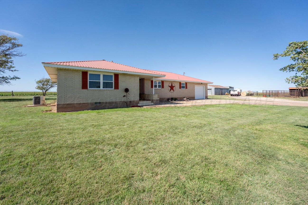 4975 County Road K Property Photo 3