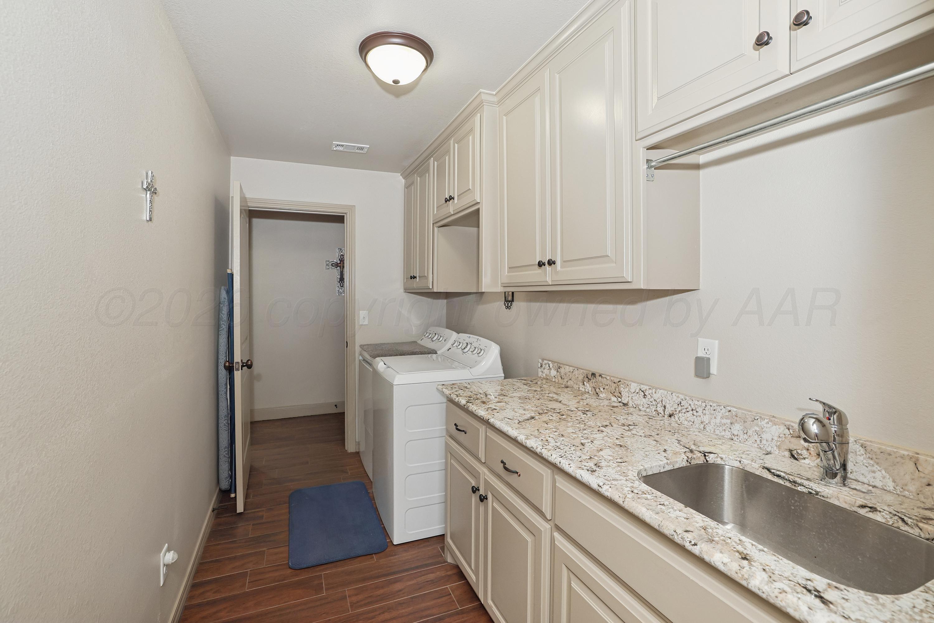 9146 E Yesterday Lane Property Photo 22