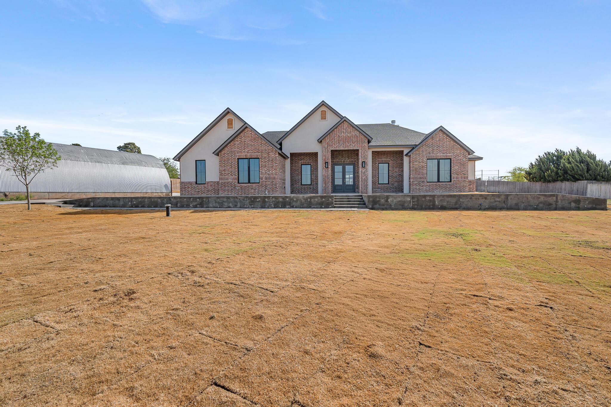 16551 Spring Lake Drive Property Photo 4