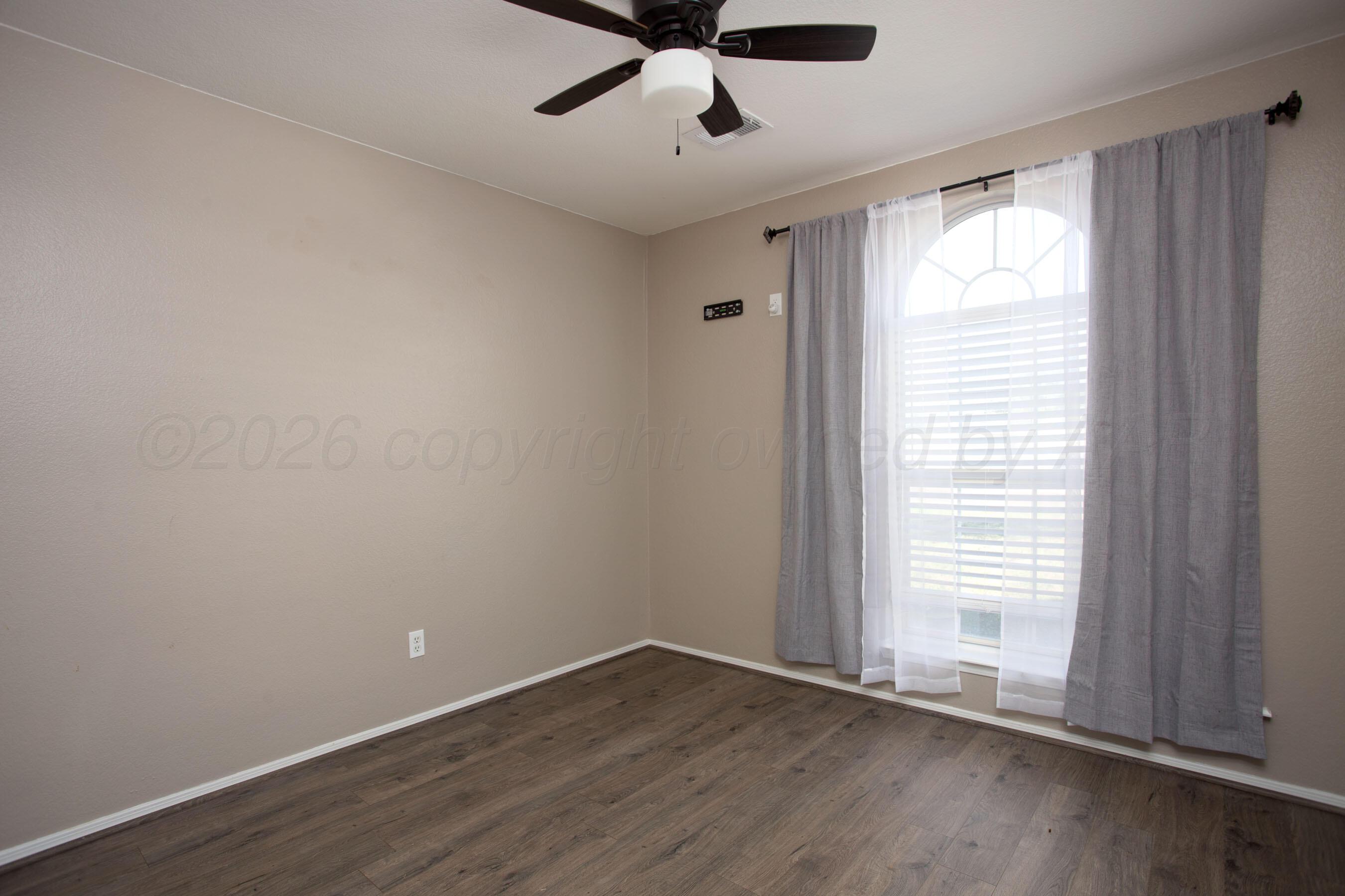 5013 Capulin Lane Property Photo 15