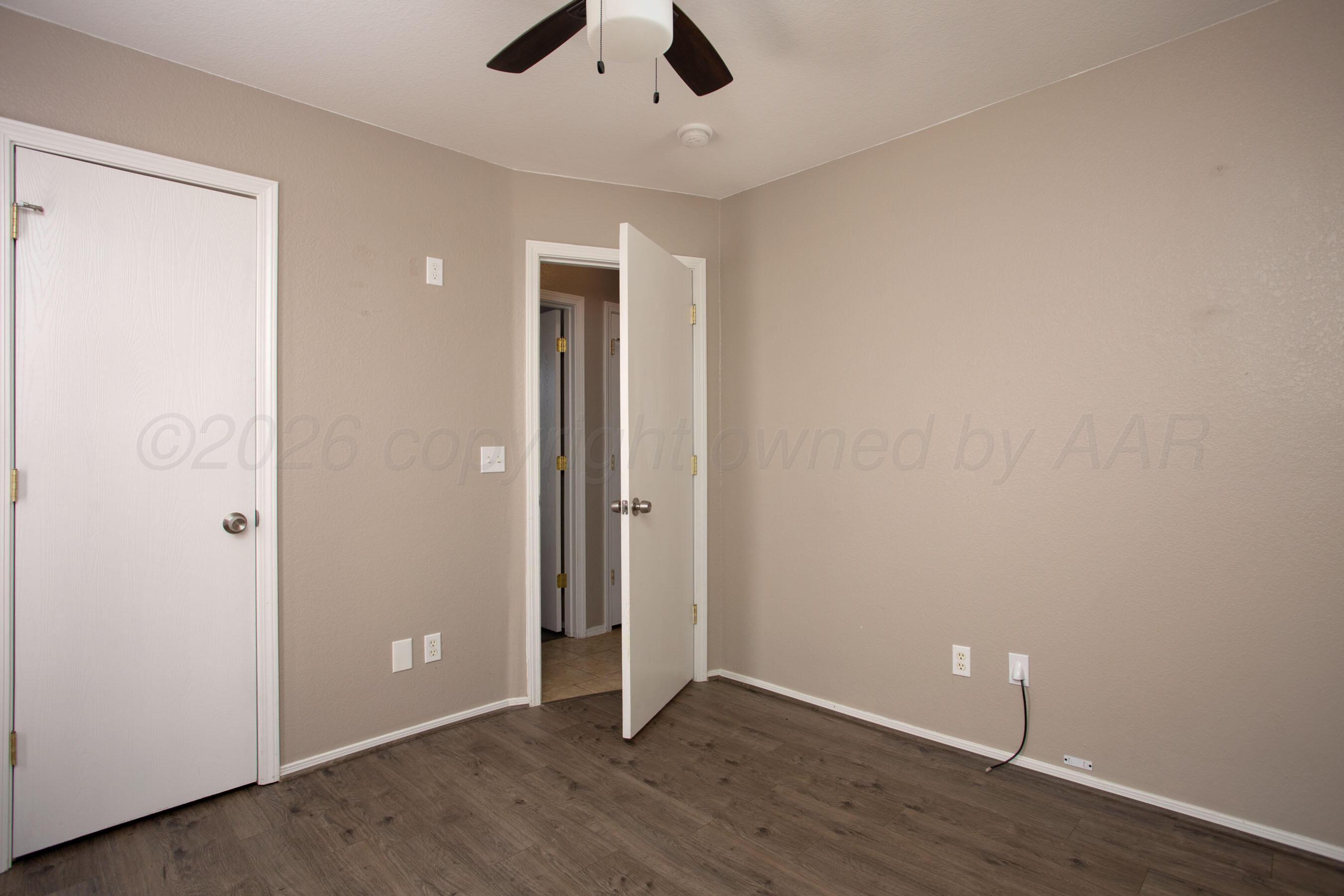 5013 Capulin Lane Property Photo 18
