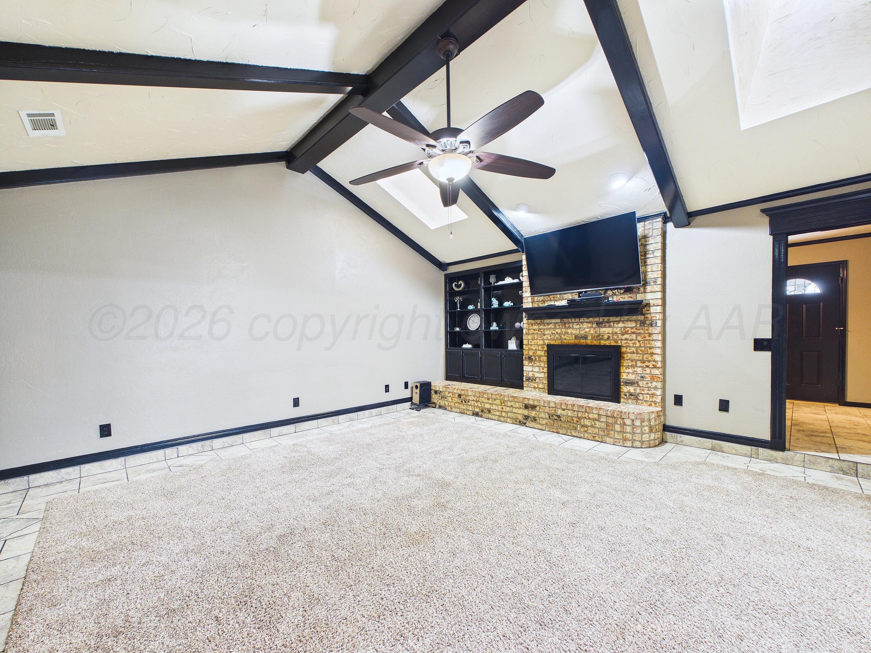 7810 Farrell Drive Property Photo 4
