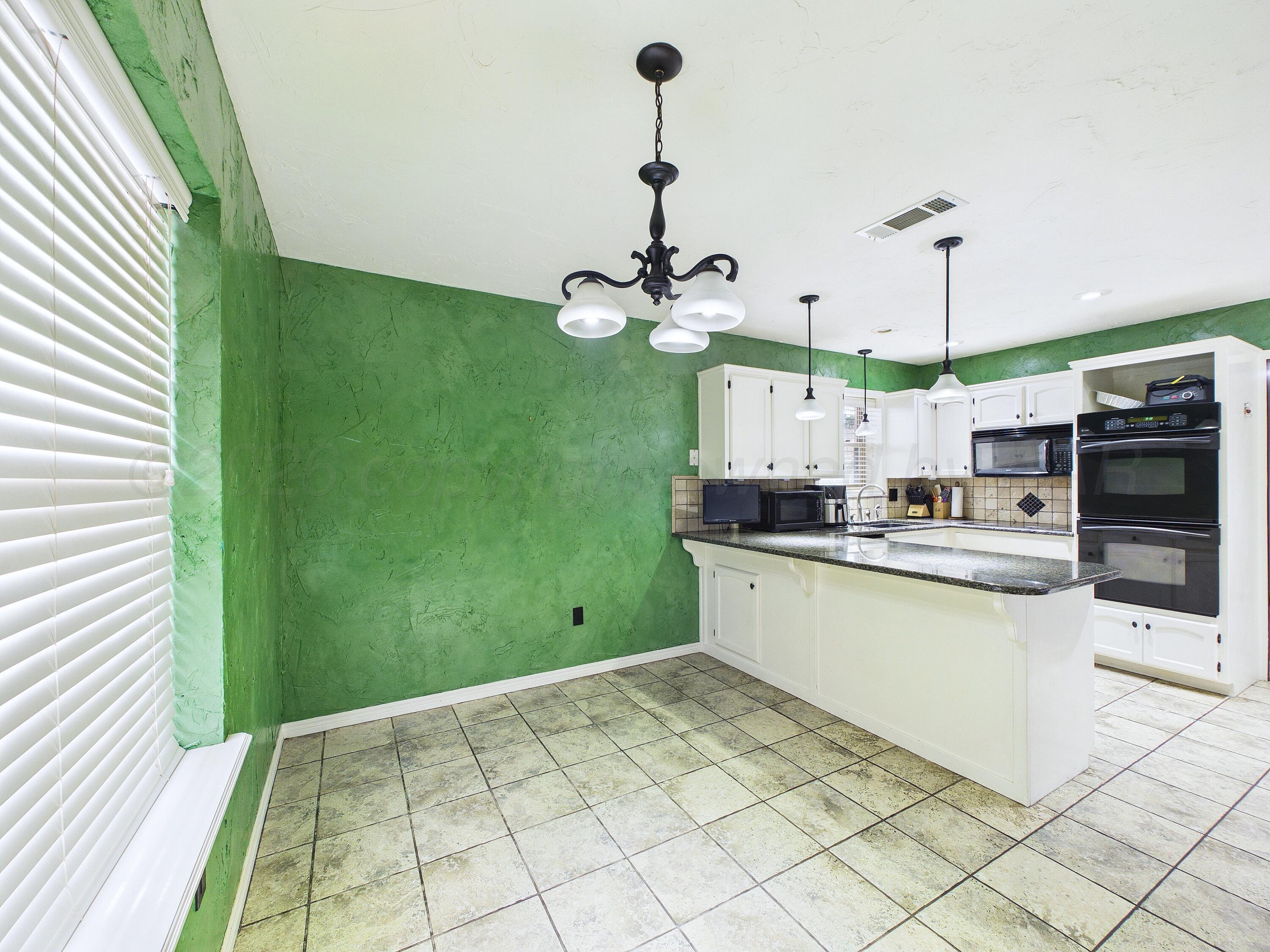7810 Farrell Drive Property Photo 11