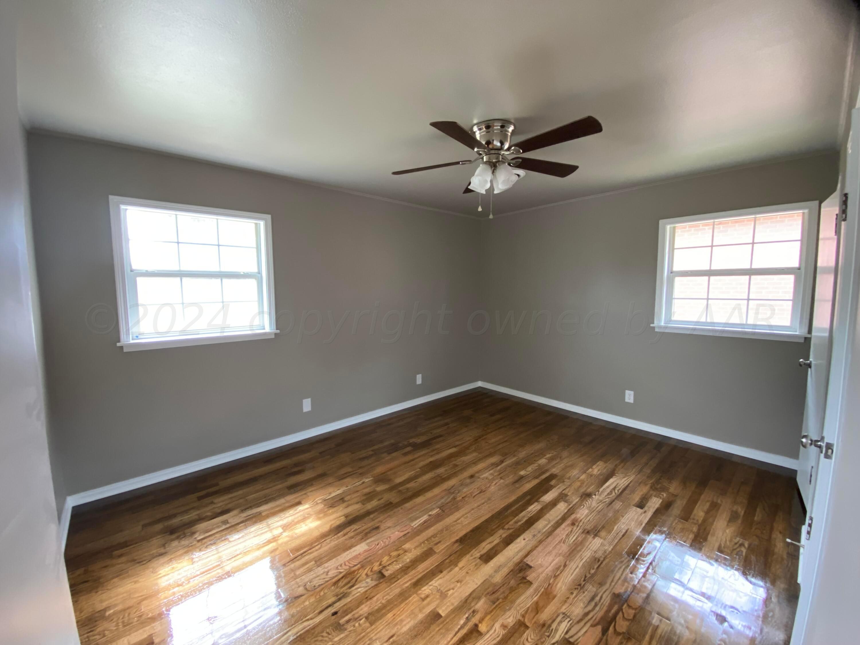 3607 Lenwood Drive Property Photo 5